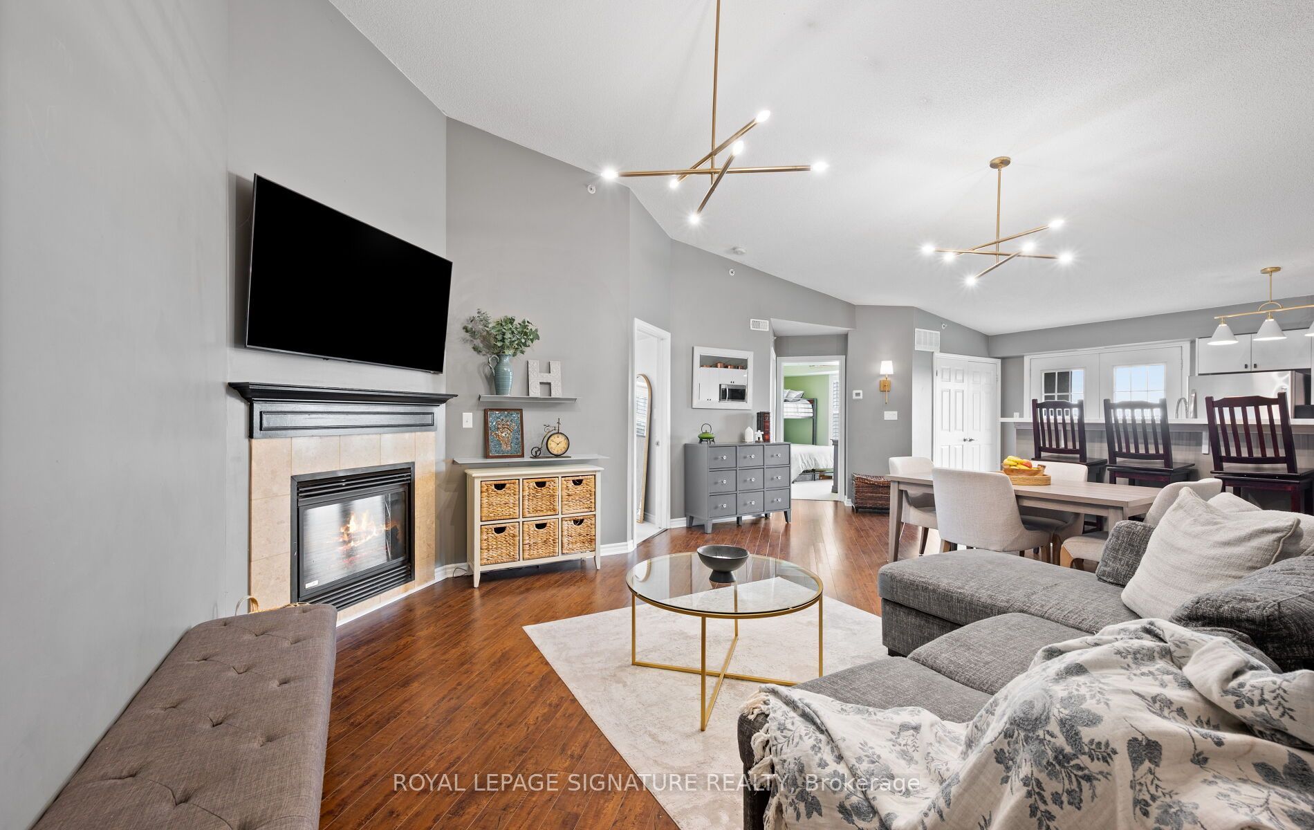 1491 Maple Avenue 401