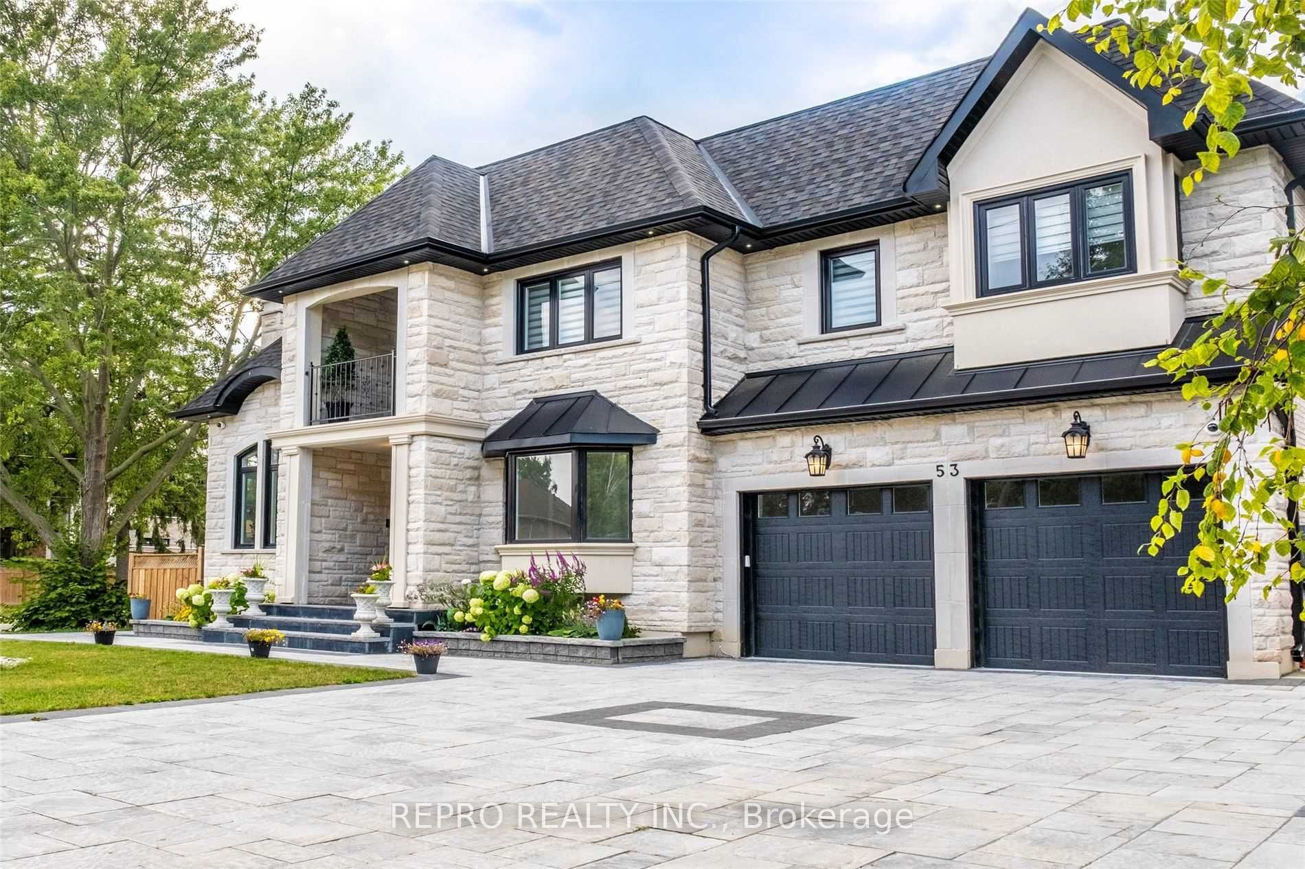 53 Eaglewood Boulevard