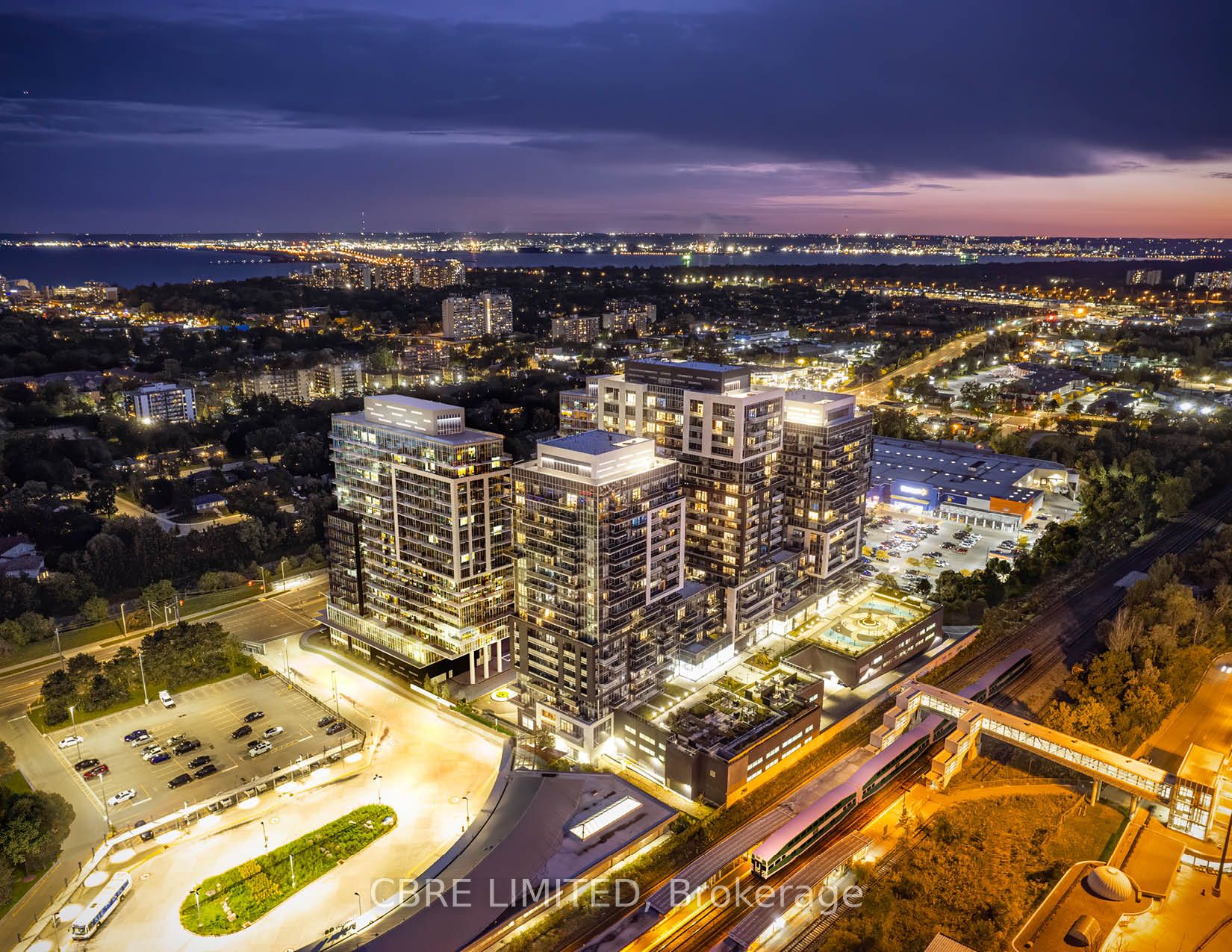 2071 Fairview Street 25-32