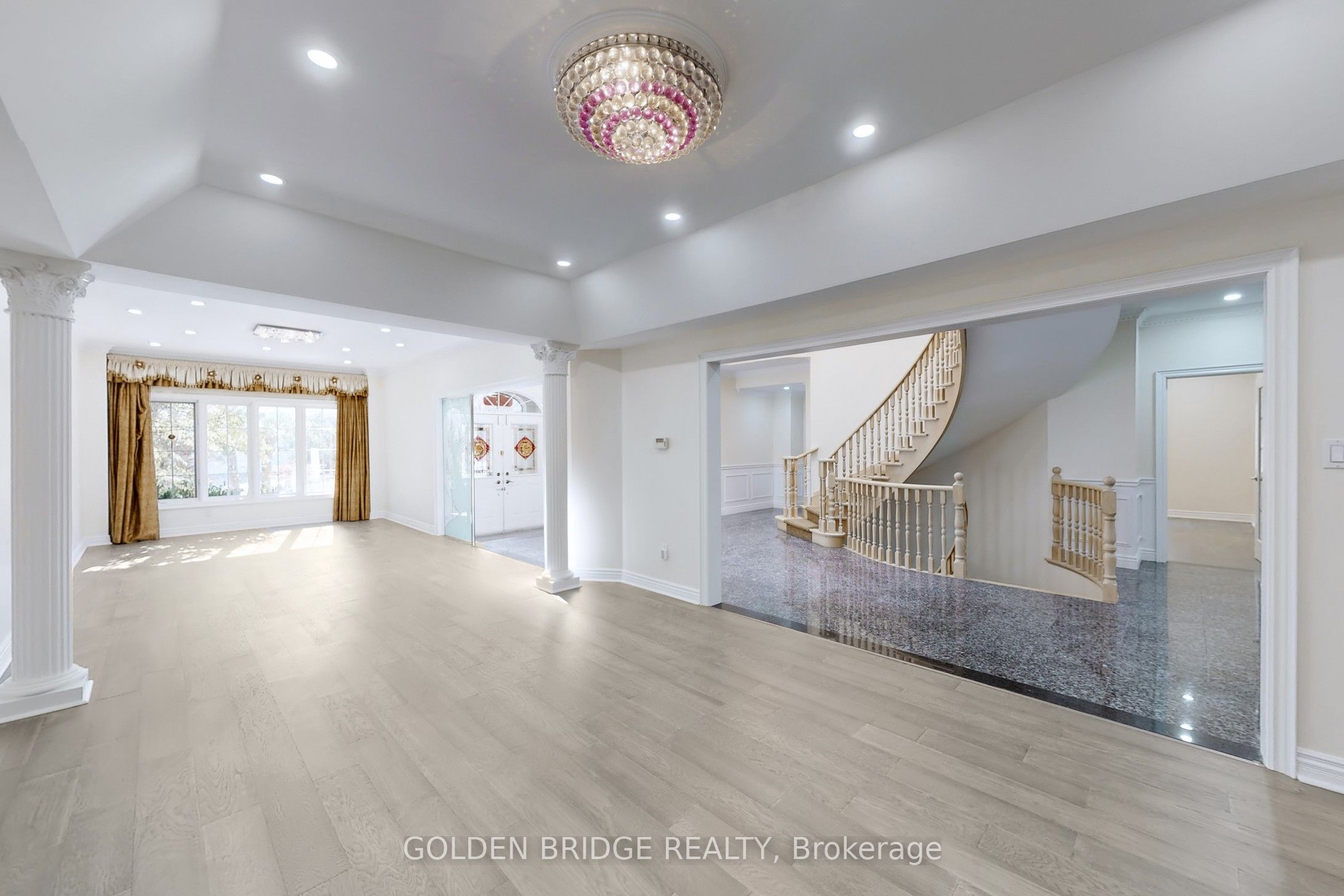 57 Cassandra Crescent