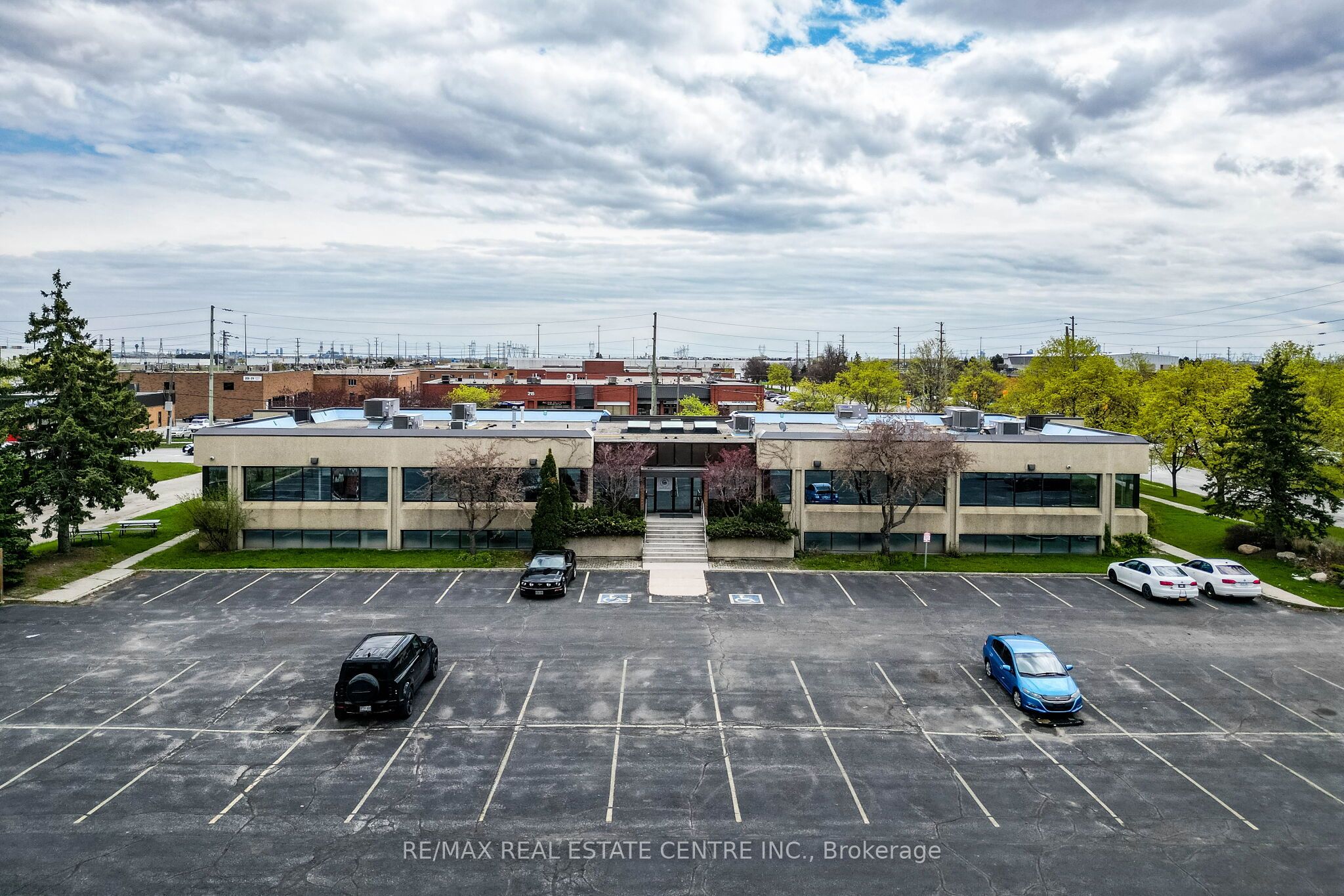 220 Advance Boulevard