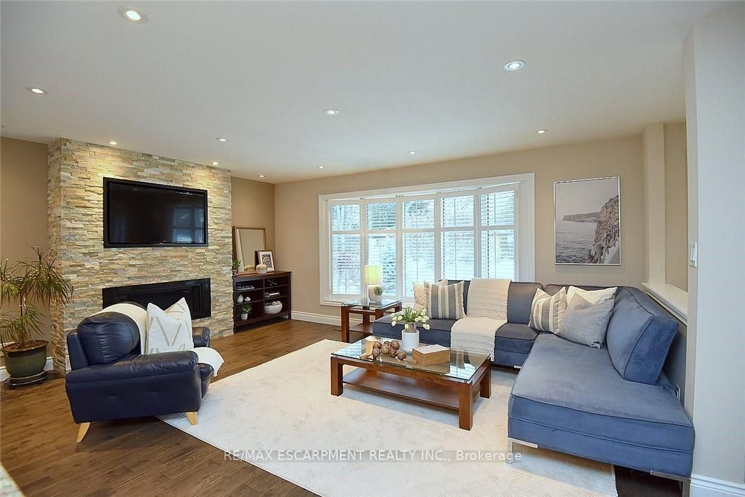 626 Vanderburgh Drive