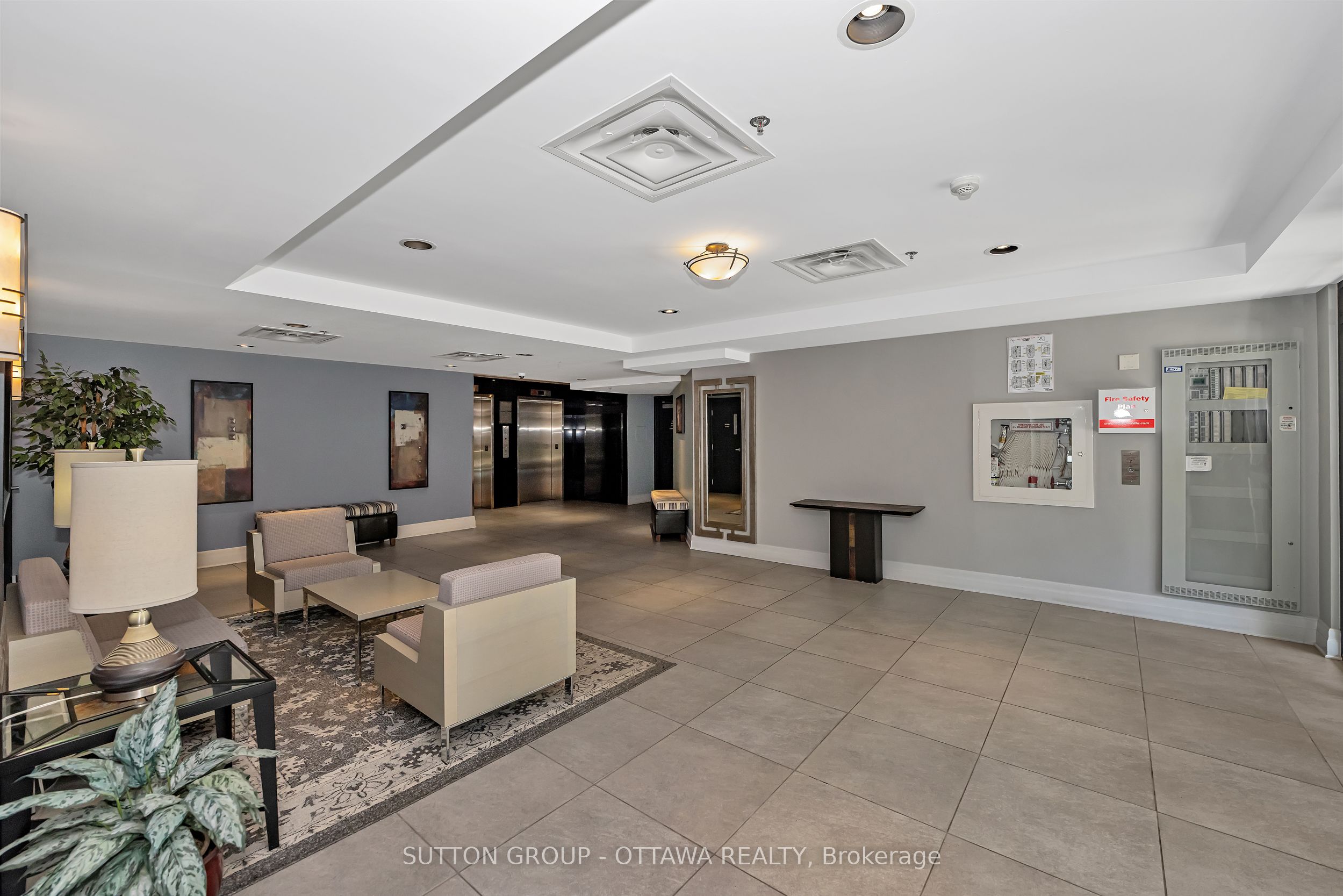 375 Lisgar Street 903