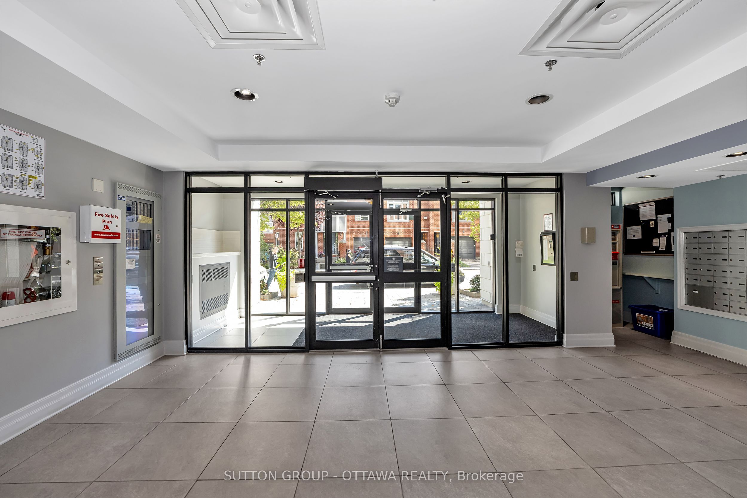 375 Lisgar Street 903