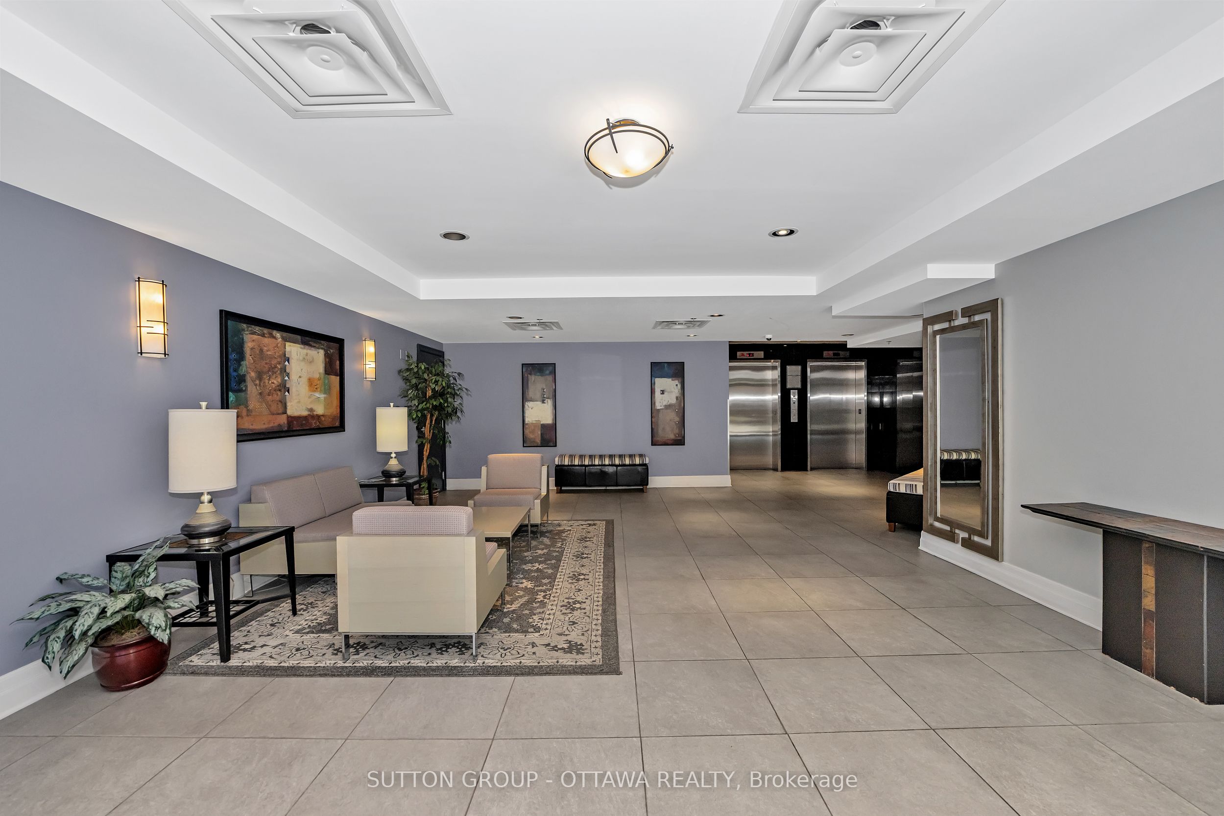 375 Lisgar Street 903