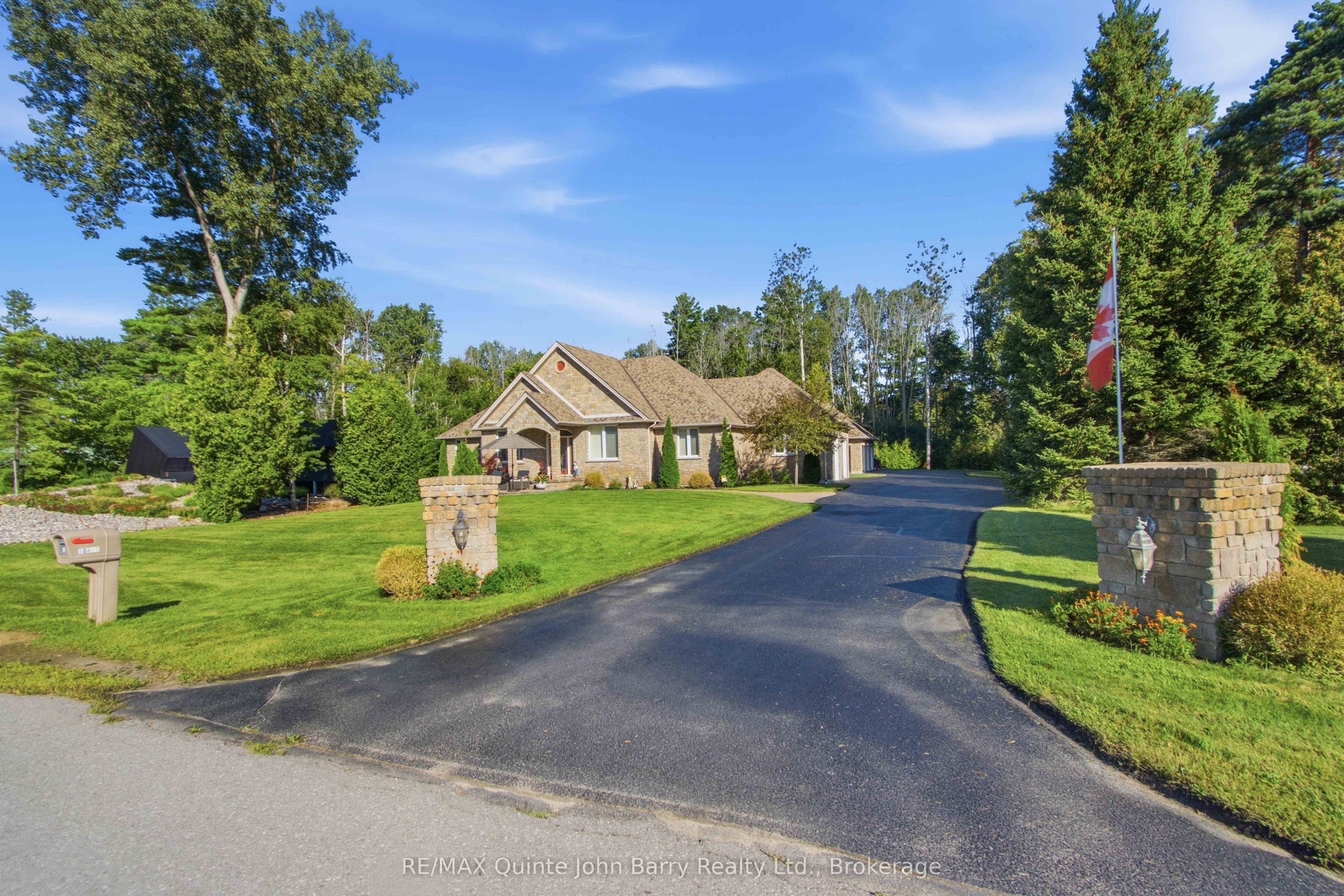 5 Old Carrying Place Road