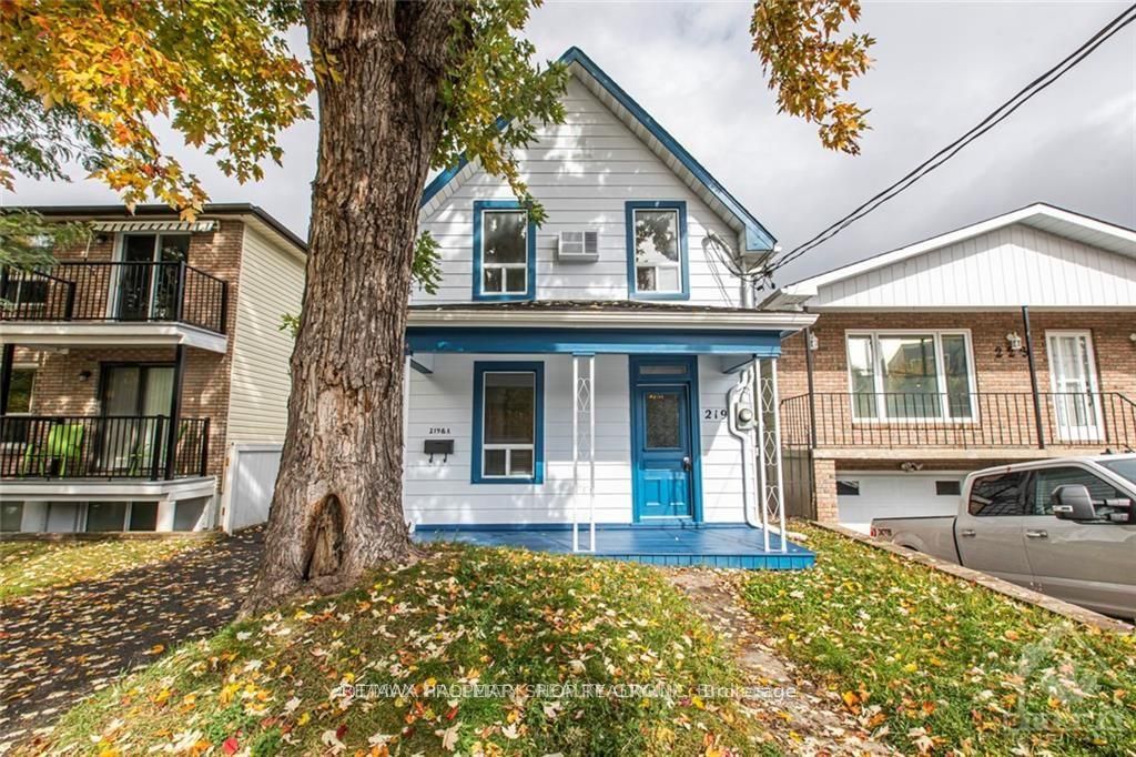 219 Deschamps Avenue