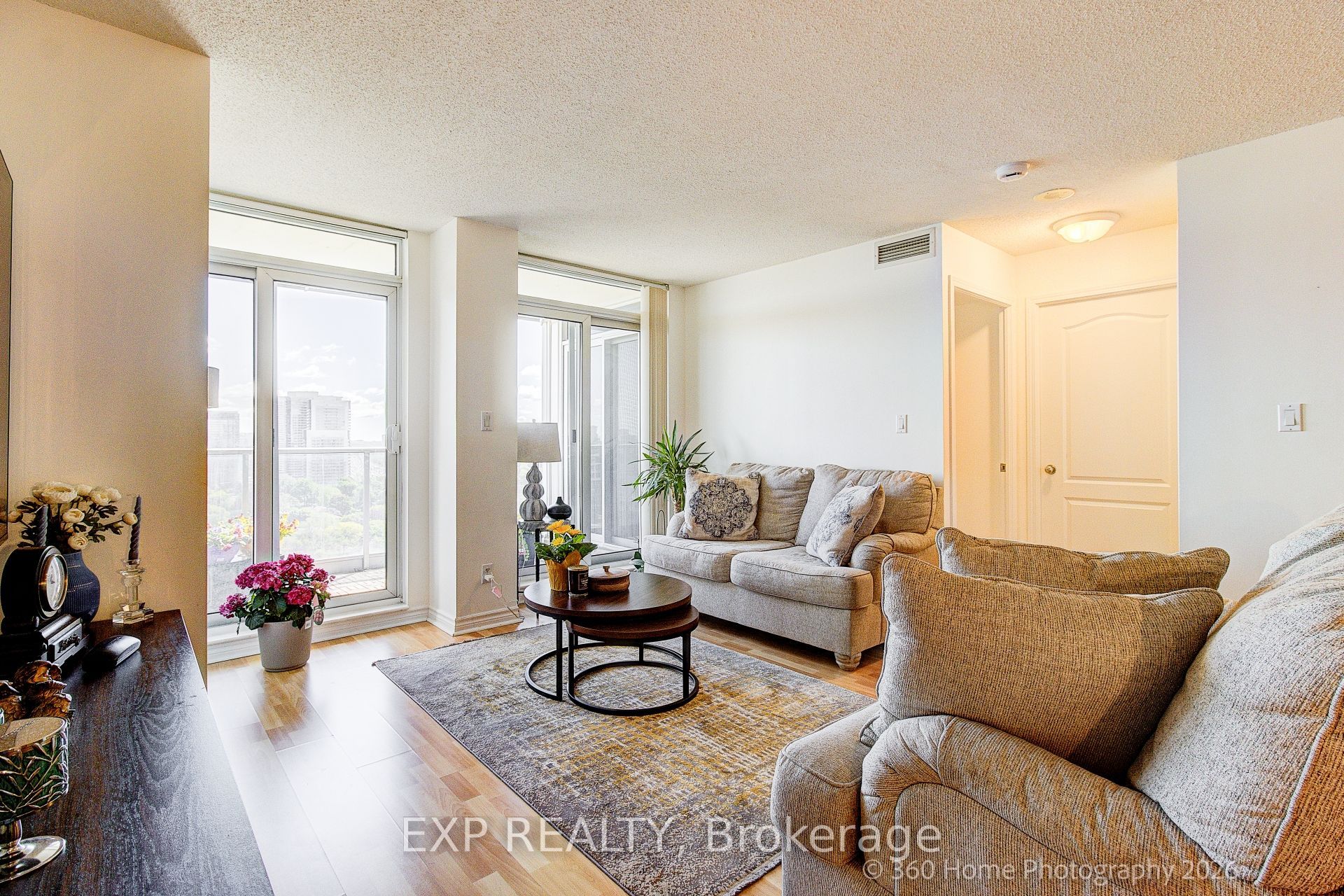 8 Rean Drive 1705