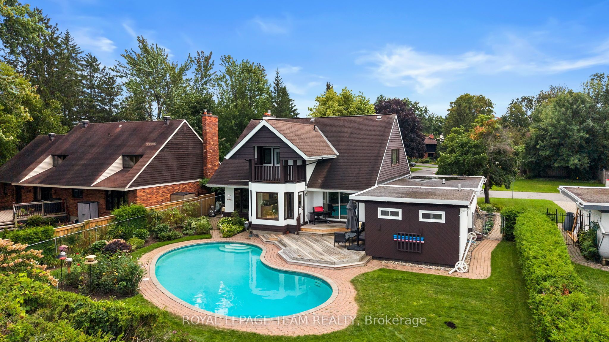14 Lismer Crescent