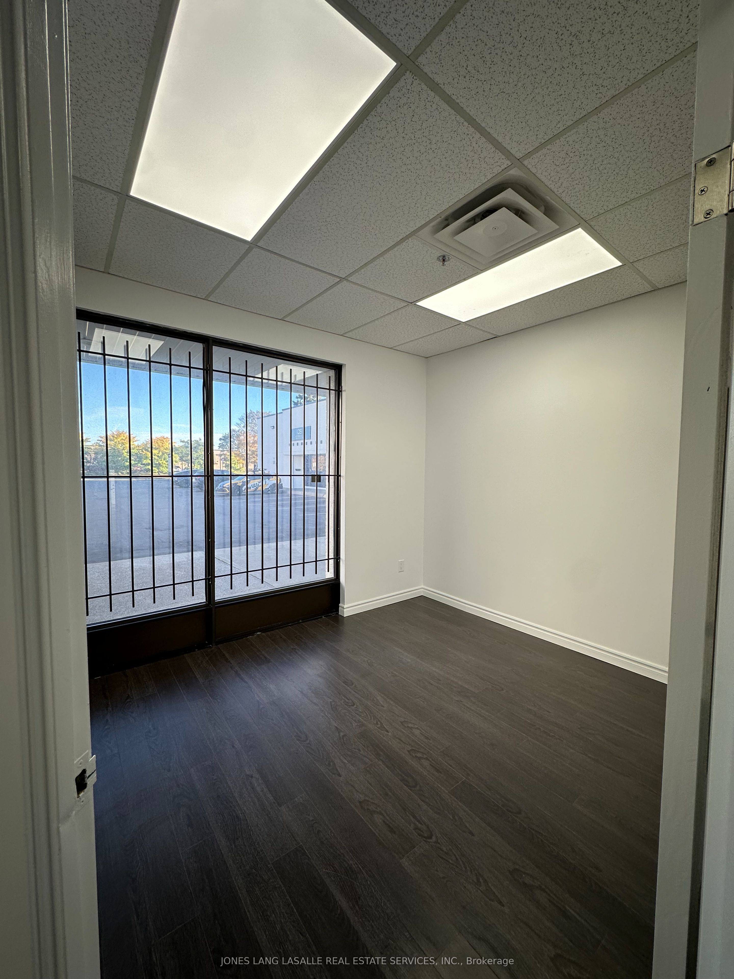 151 Amber Street 10