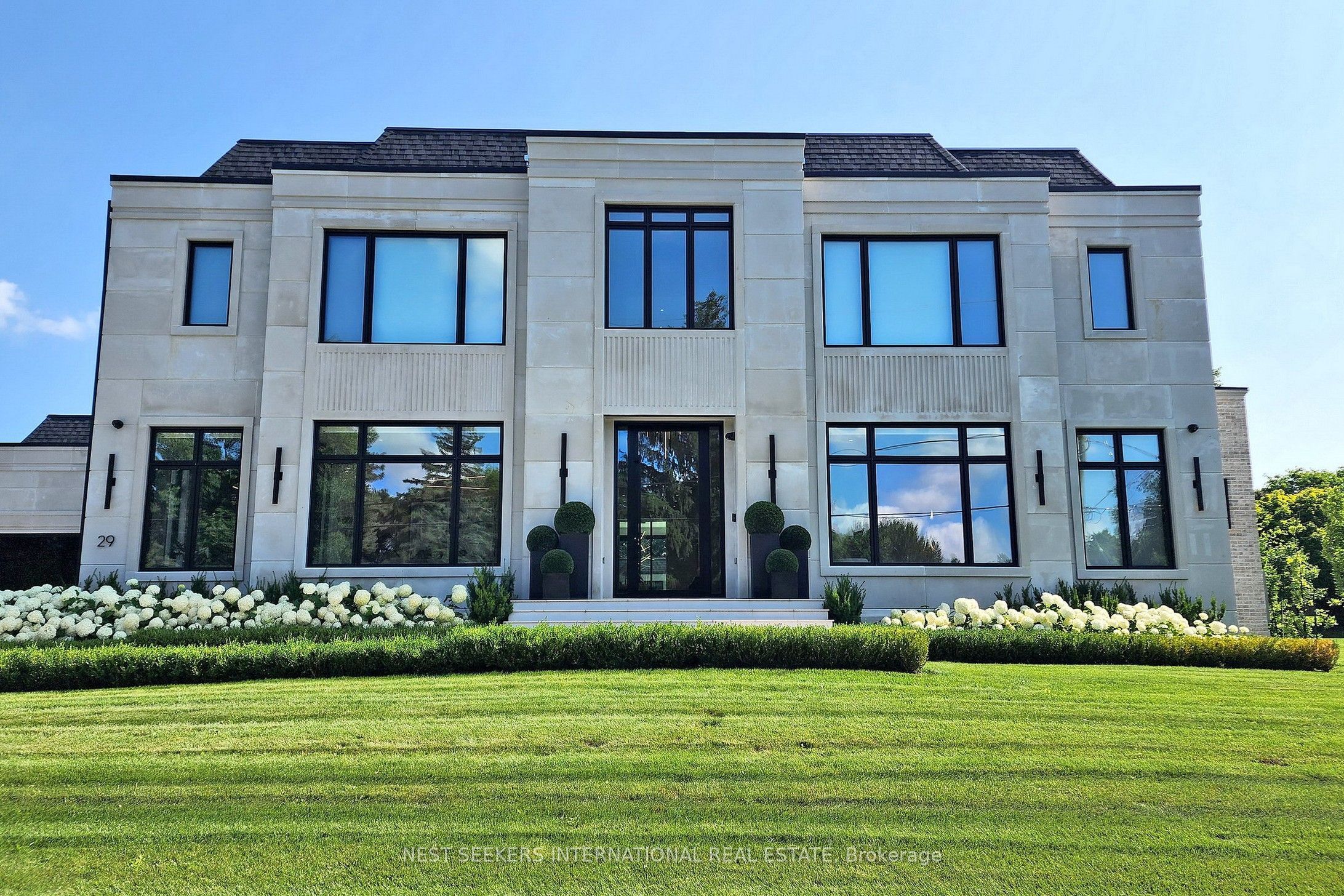 29 Greenside Drive