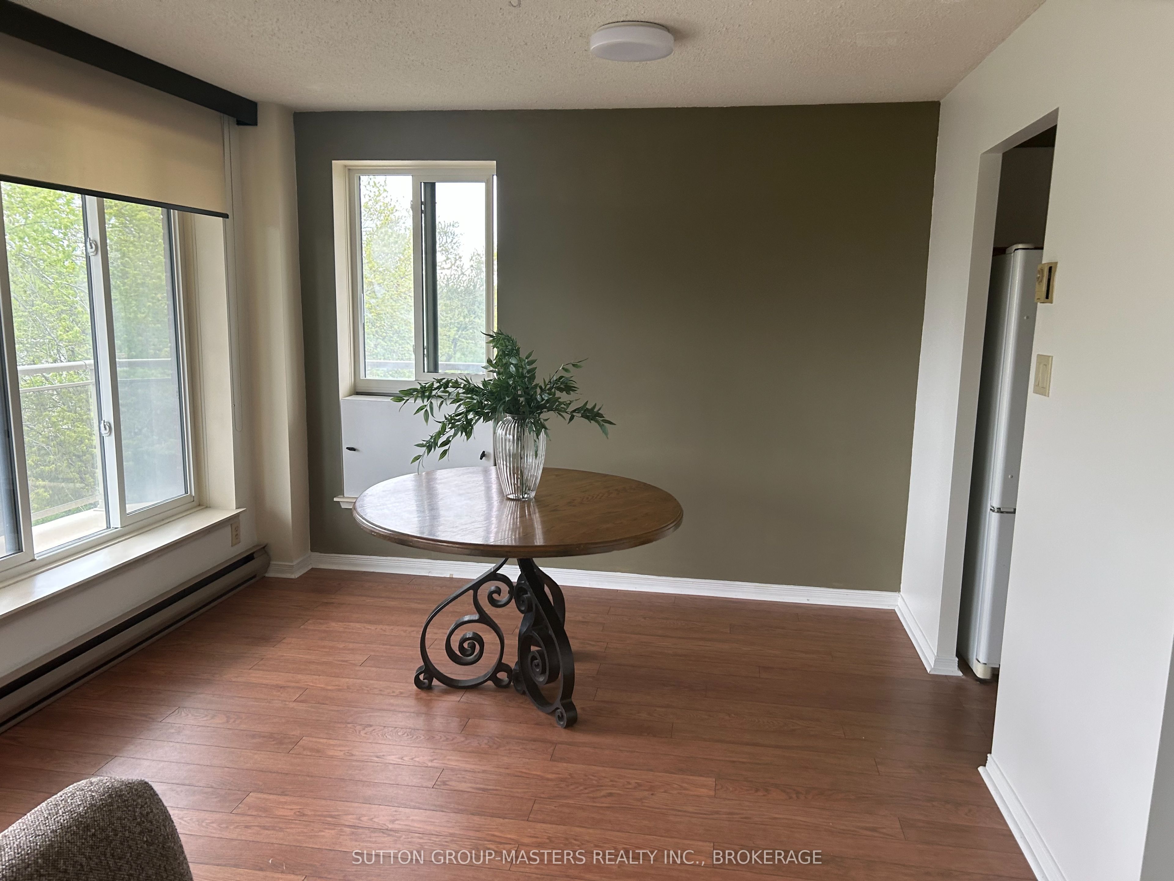 257 Bath Road 405