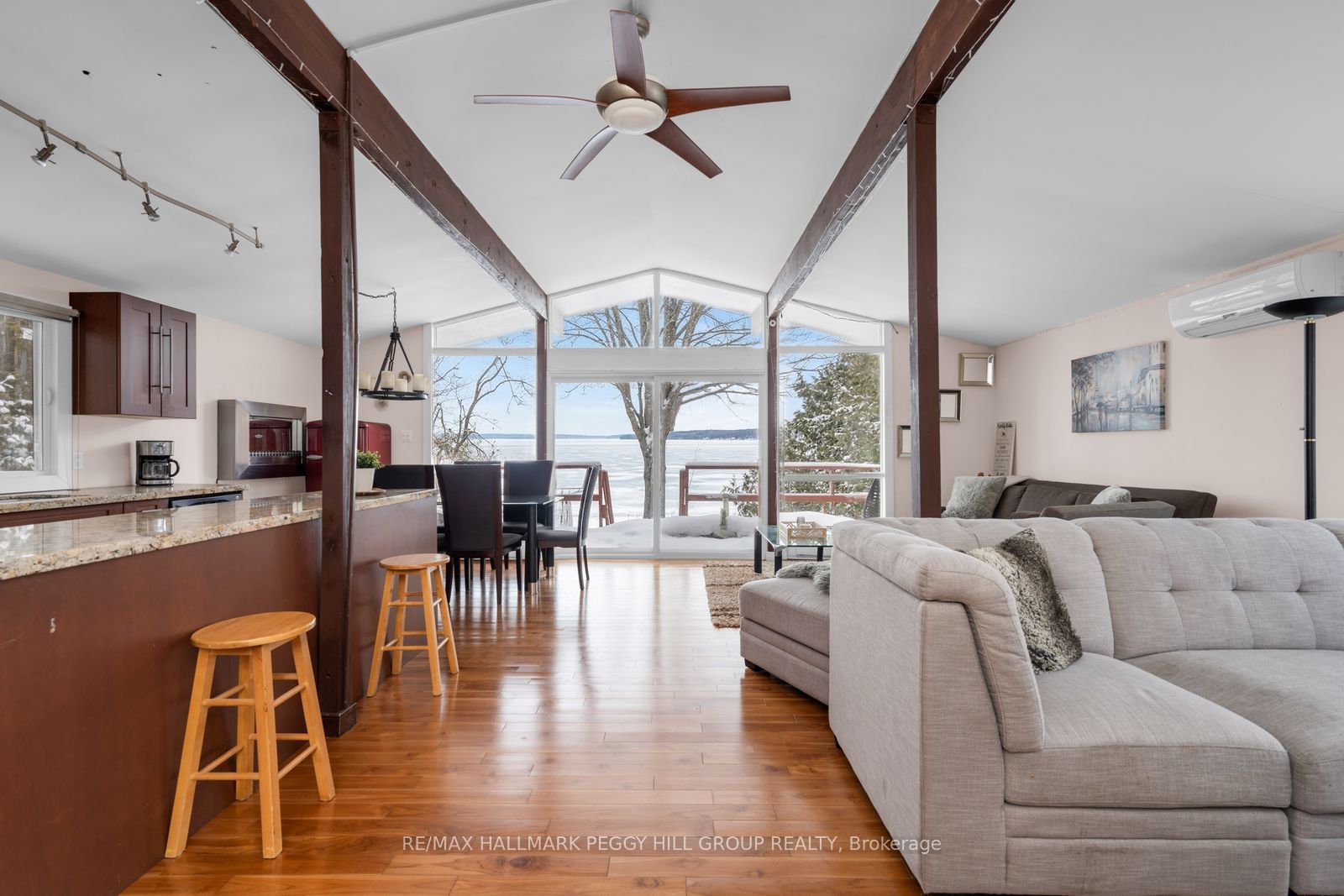 3595 Glenhaven Beach Road