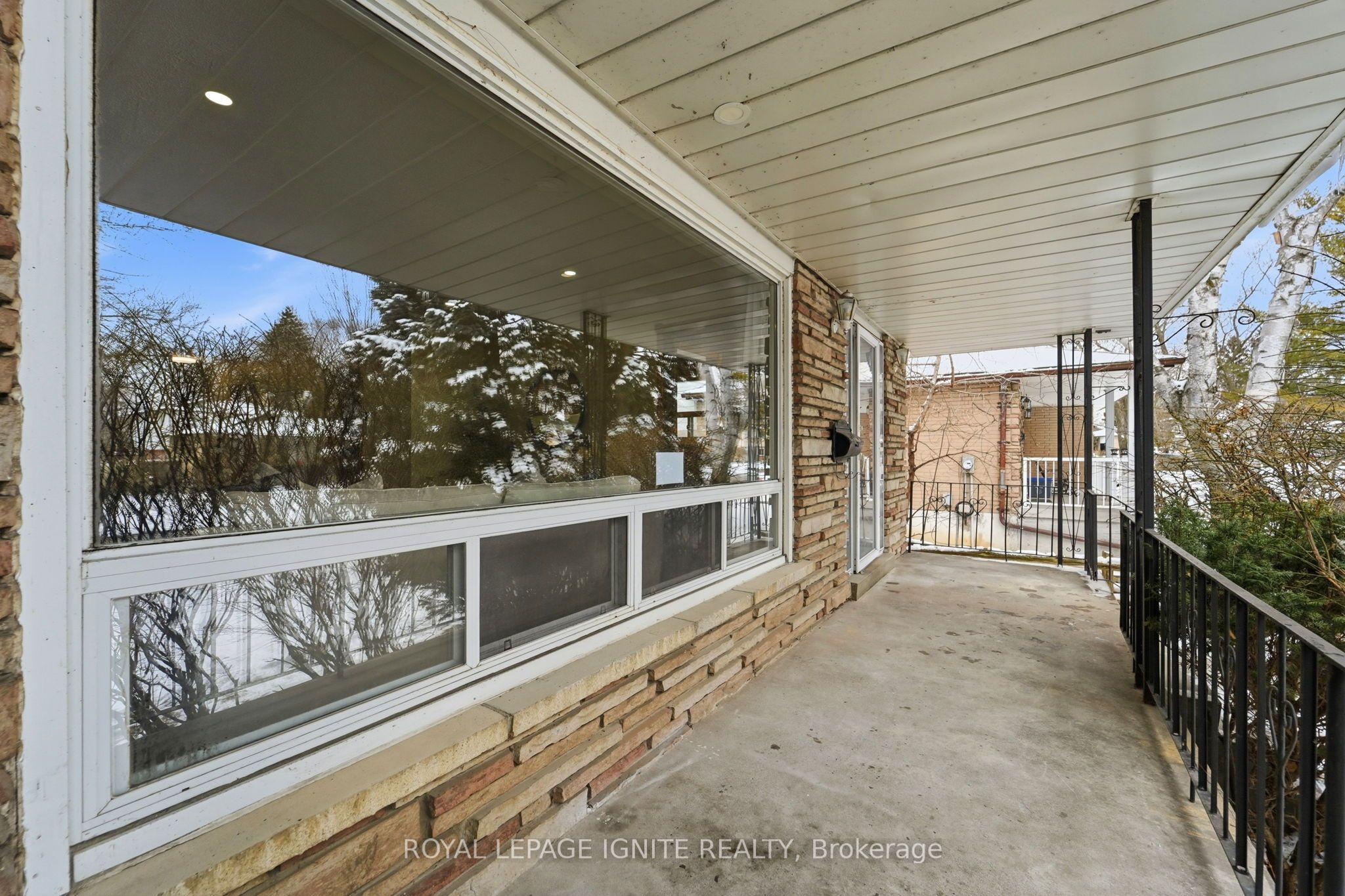 174 Darlingside Drive