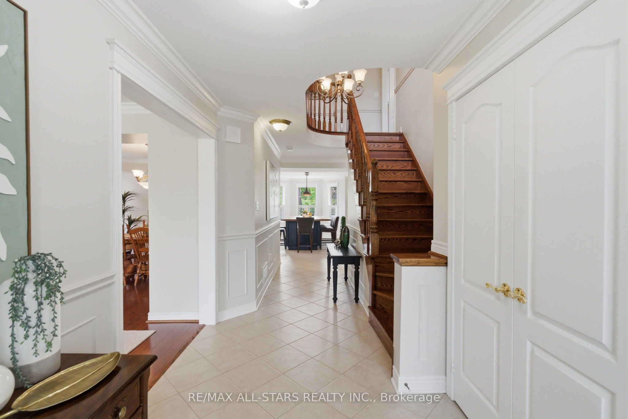 52 Alsop Place