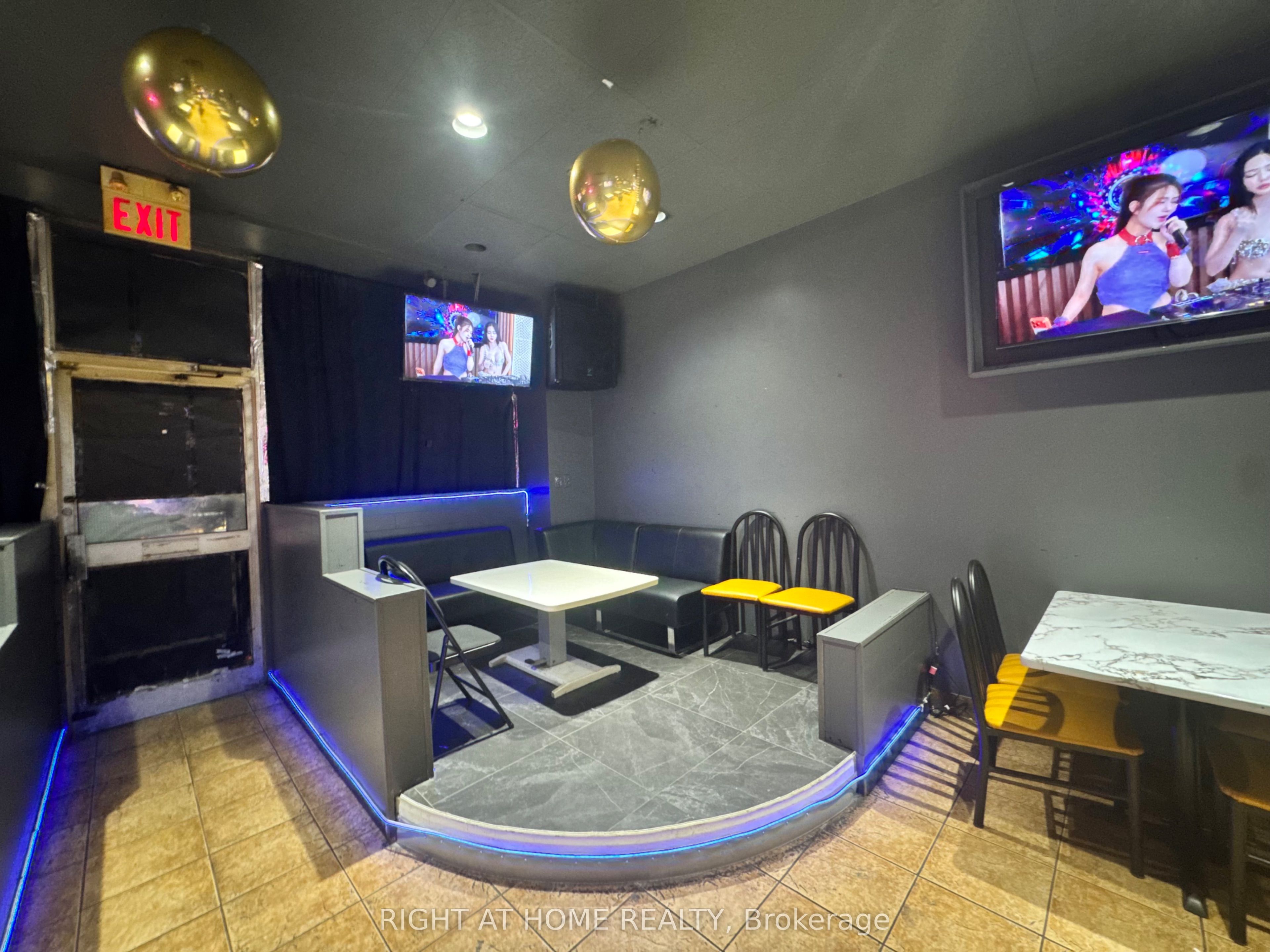 3232 Steeles Avenue W Unit 2