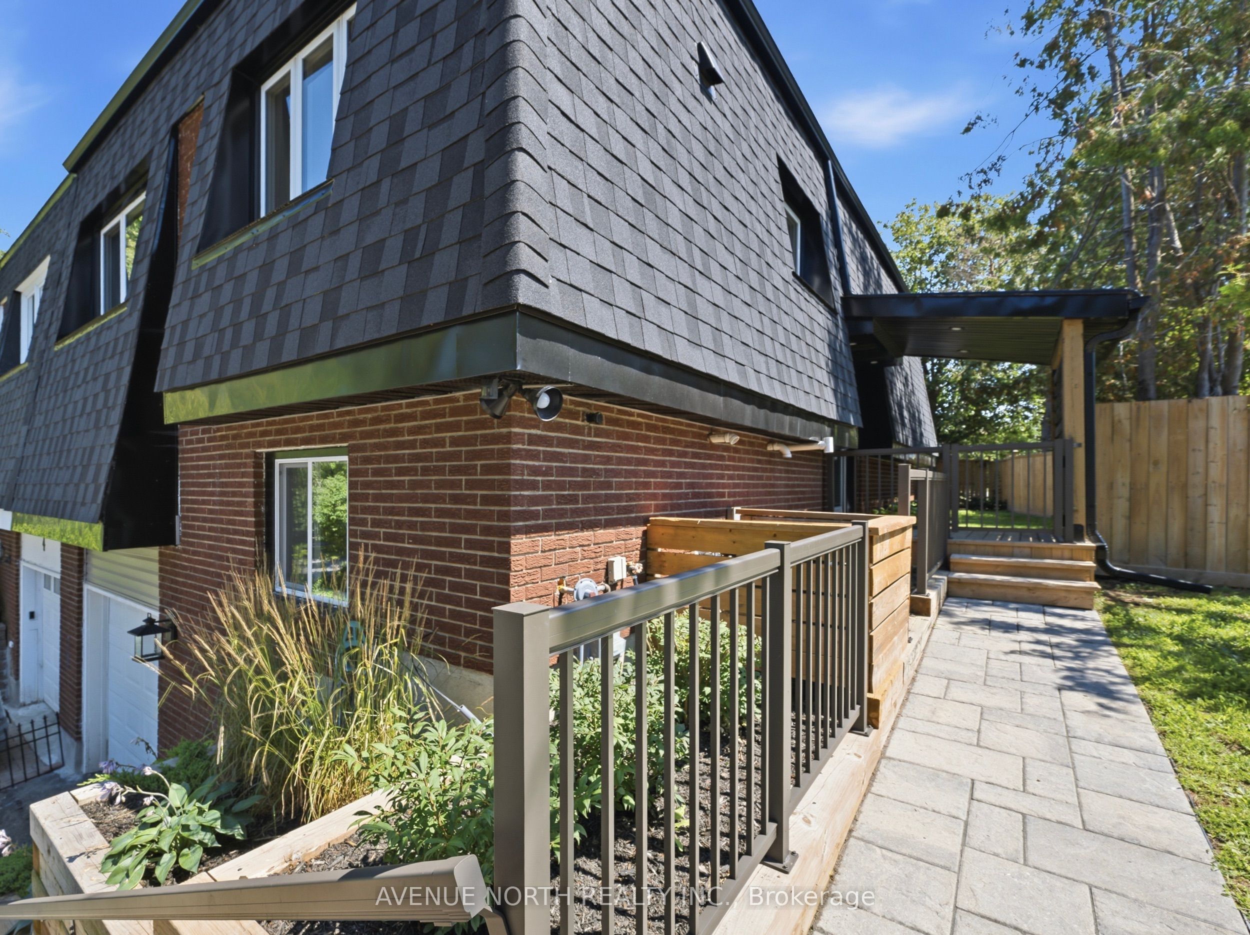 2 OBERON Street