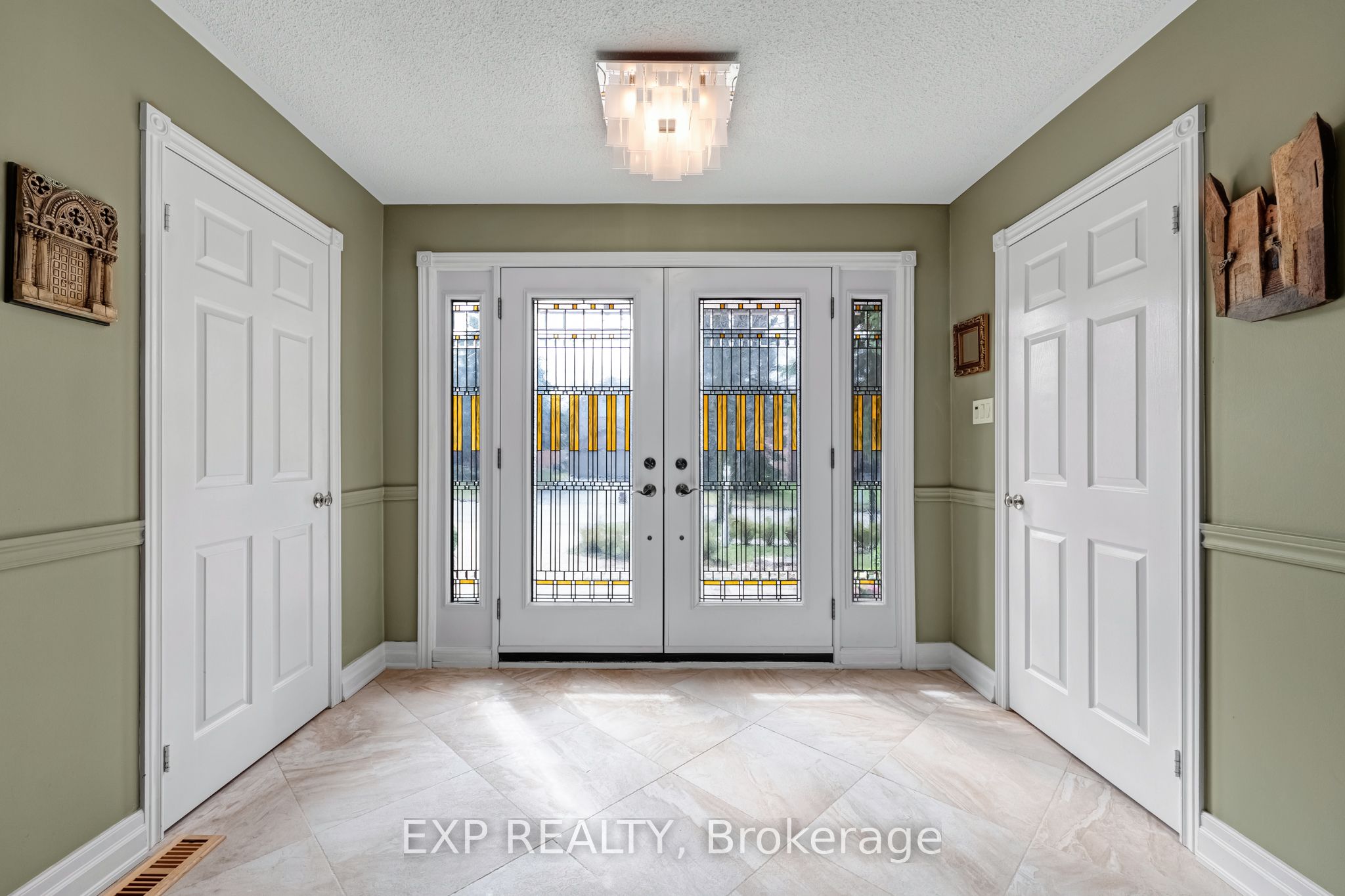 1063 Secretariate Road