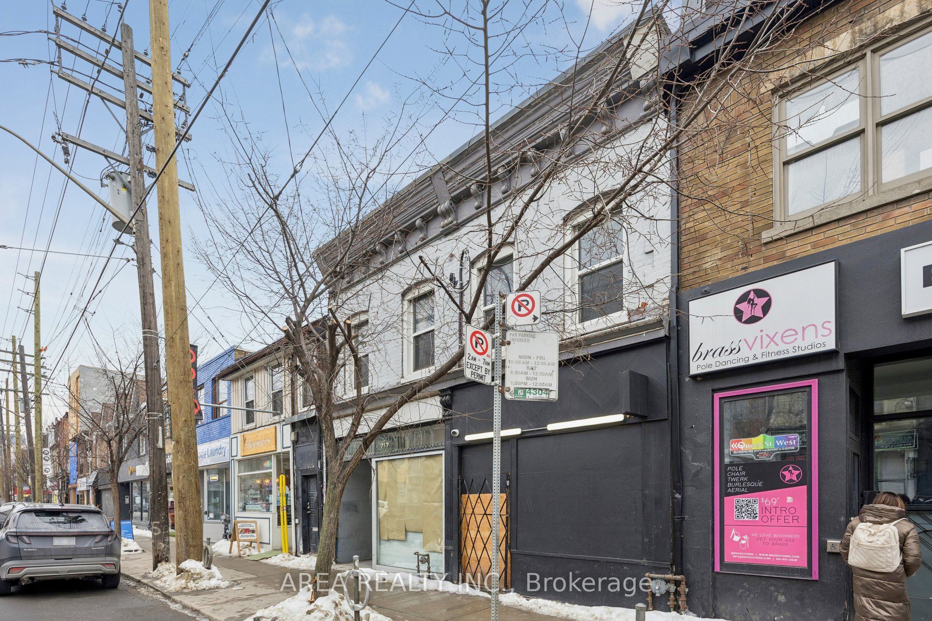 717 Queen Street W