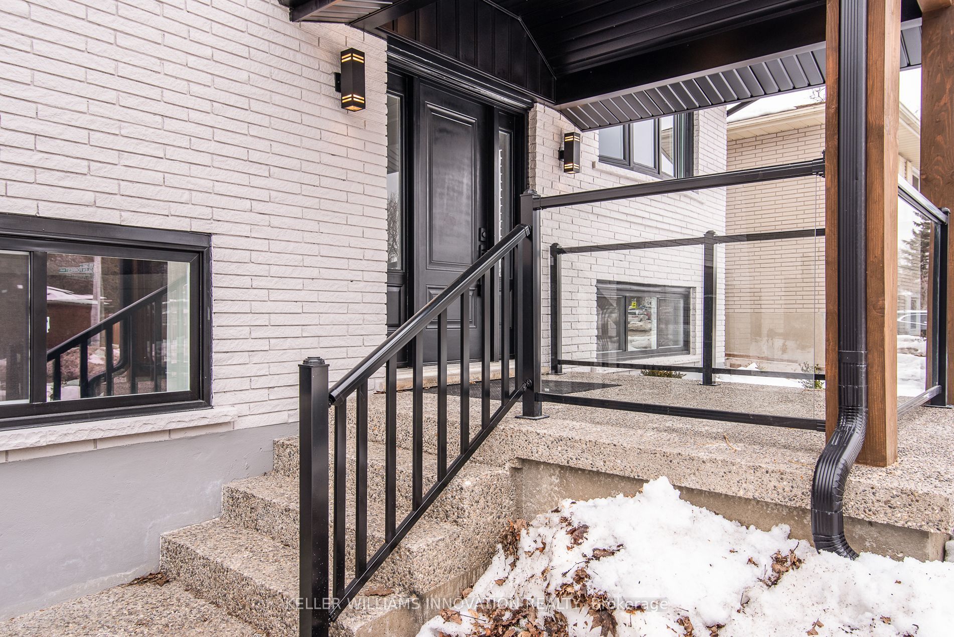 627 Glen Forrest Boulevard