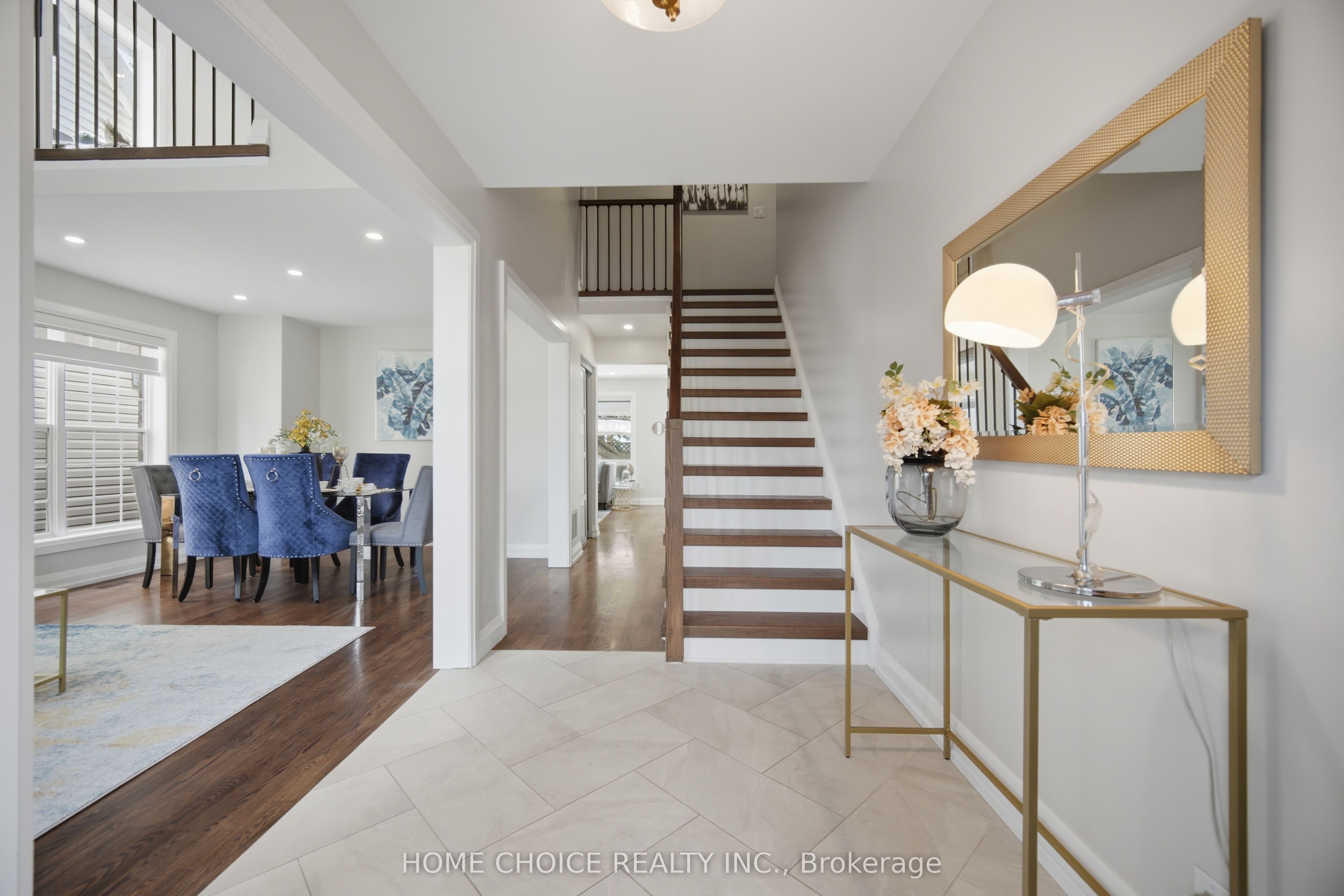 670 Dolby Crescent