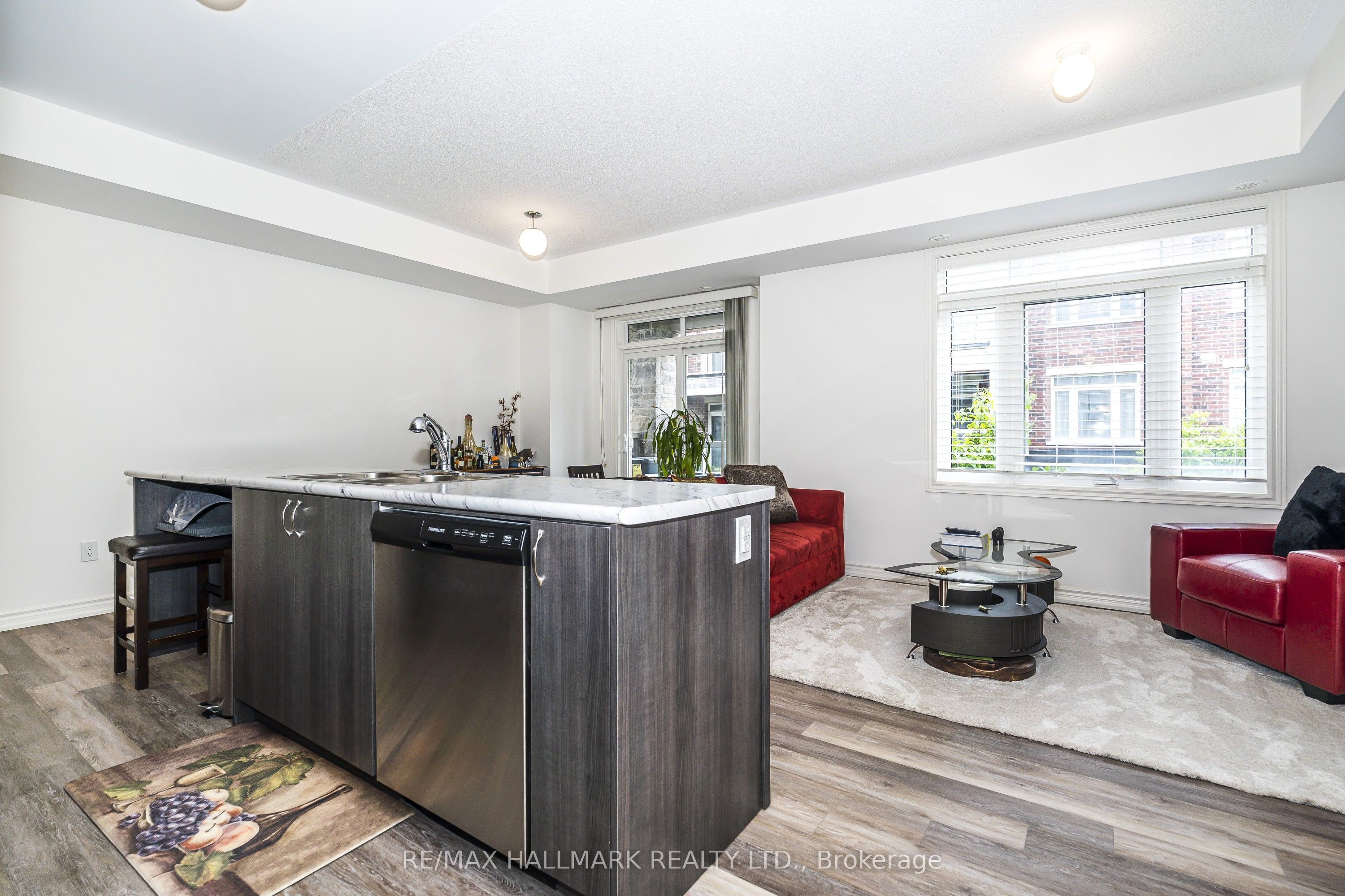 2558 Ladyfern Crossing