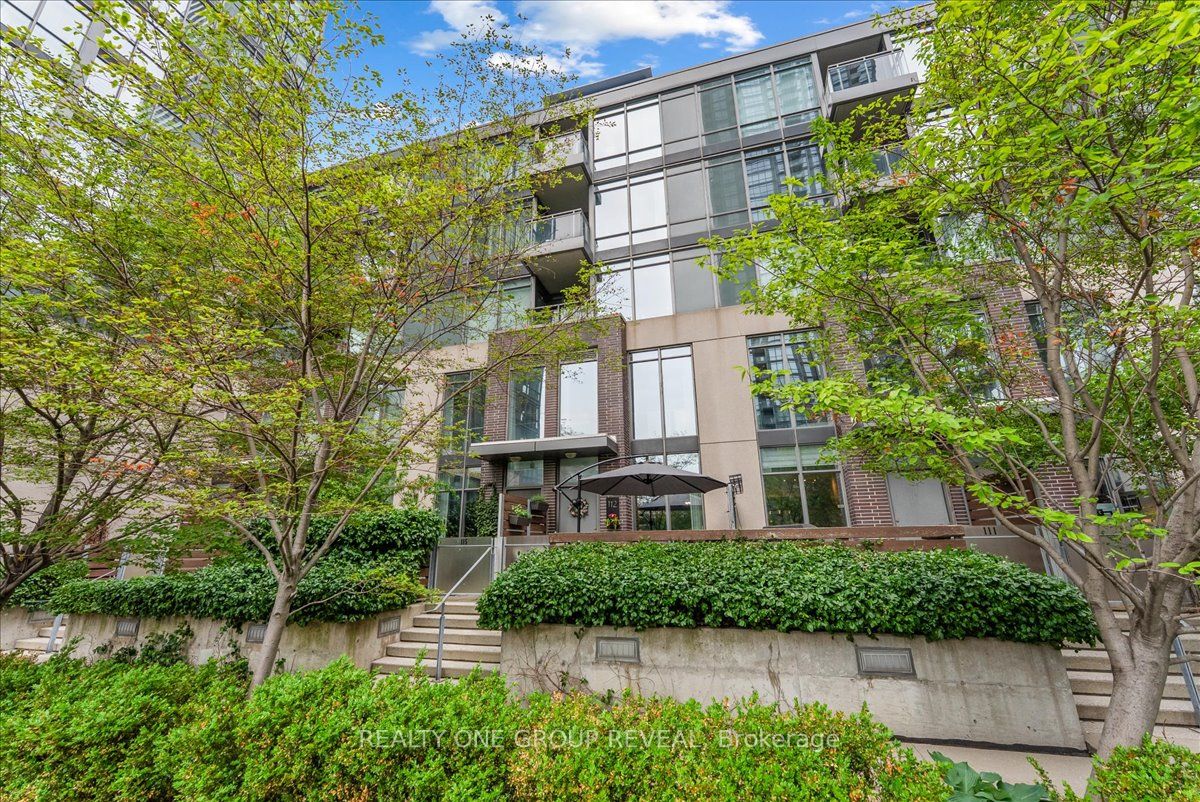 15 Brunel Court 112