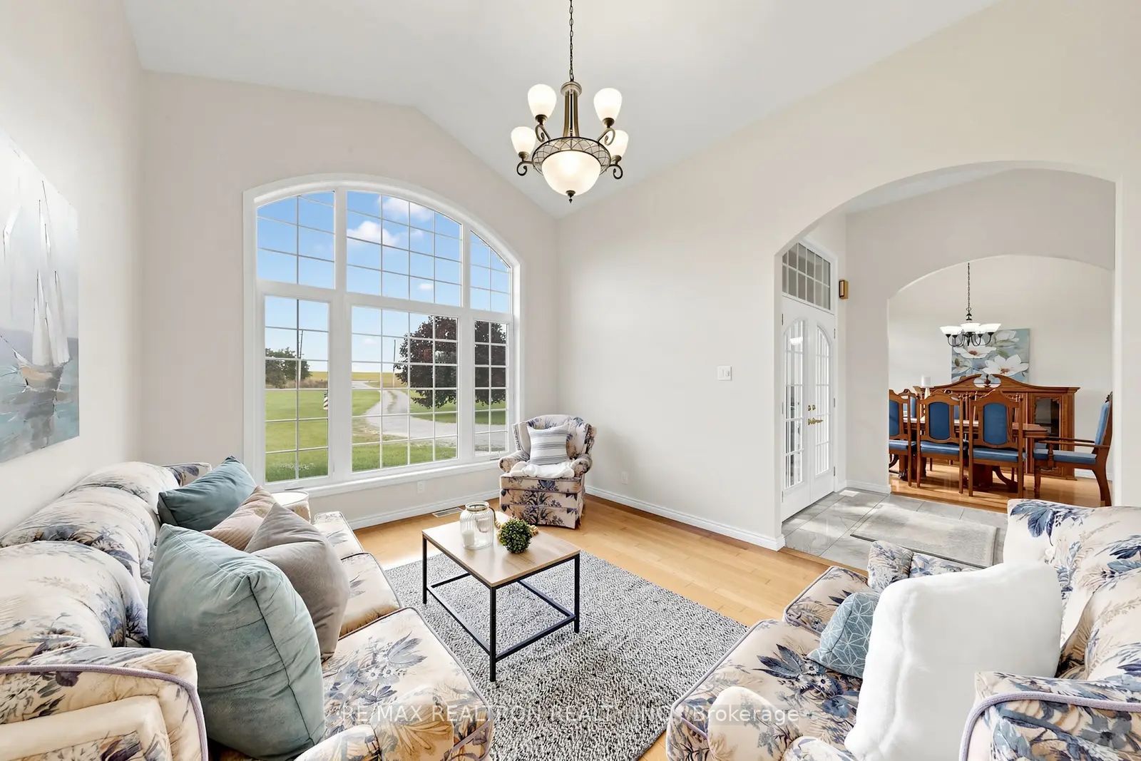 19305 Loyalist Parkway