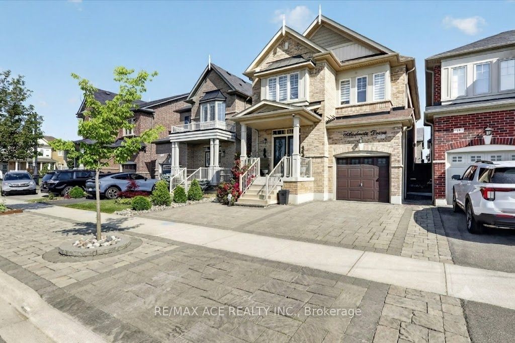 10 Andreeta Drive