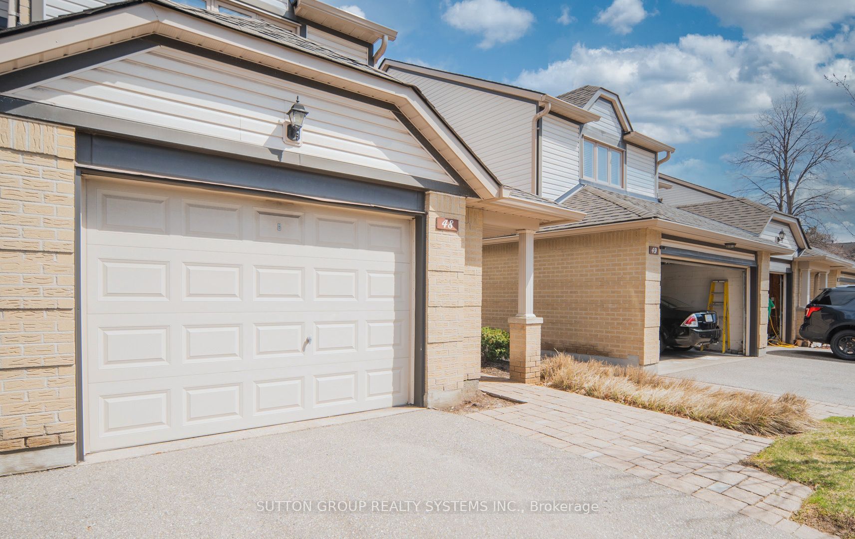 2275 Credit Valley Road 48