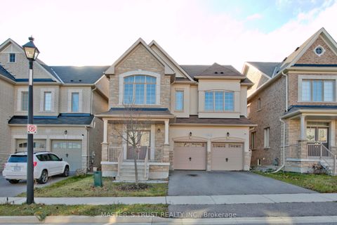 1115 Grainger Trail Newmarket ON L3X 0G7