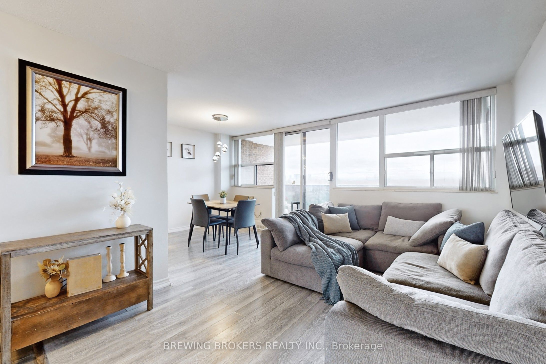 3501 Glen Erin Drive 812