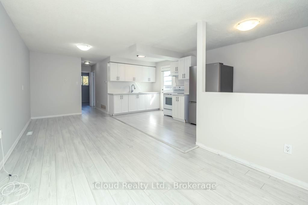 1419 Outlet Drive