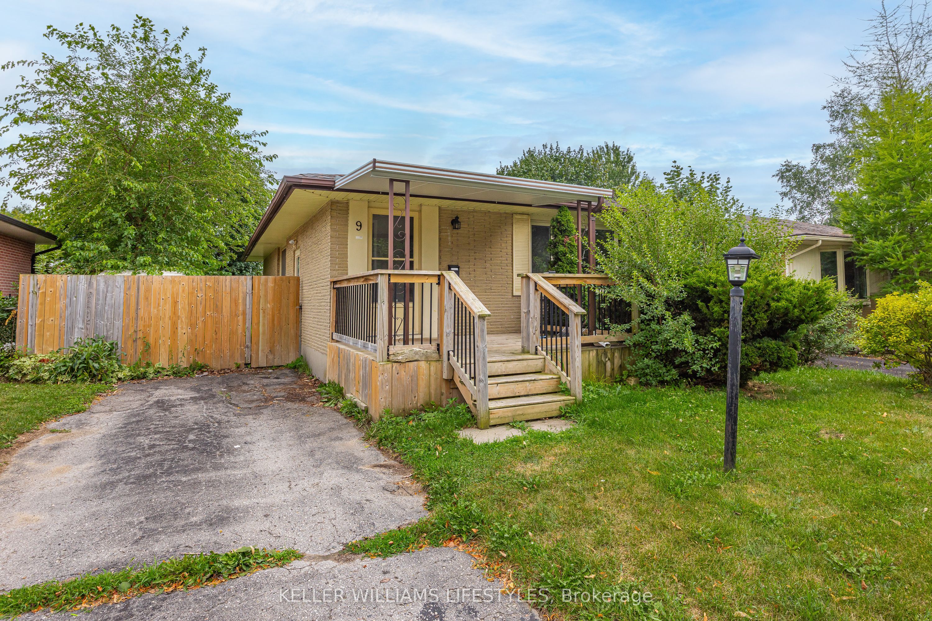 9 Buchan Road