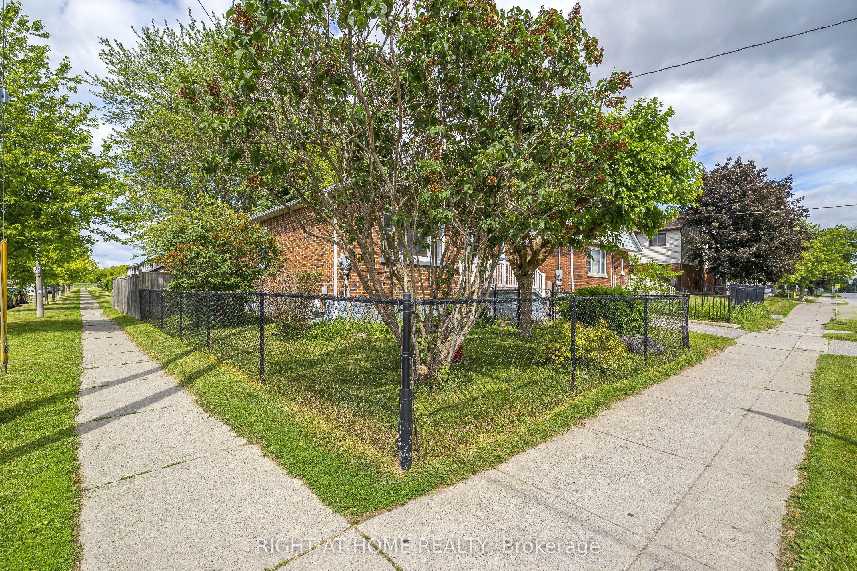 980 Glen Street