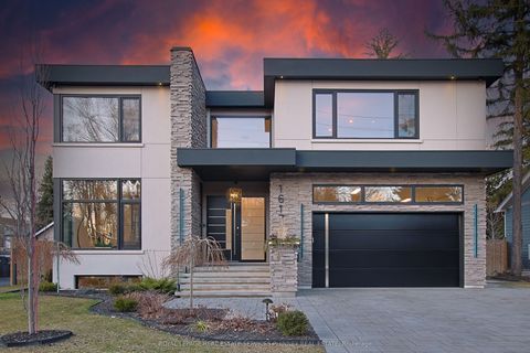 1617 Trotwood Avenue Mississauga ON L5G 3Z8