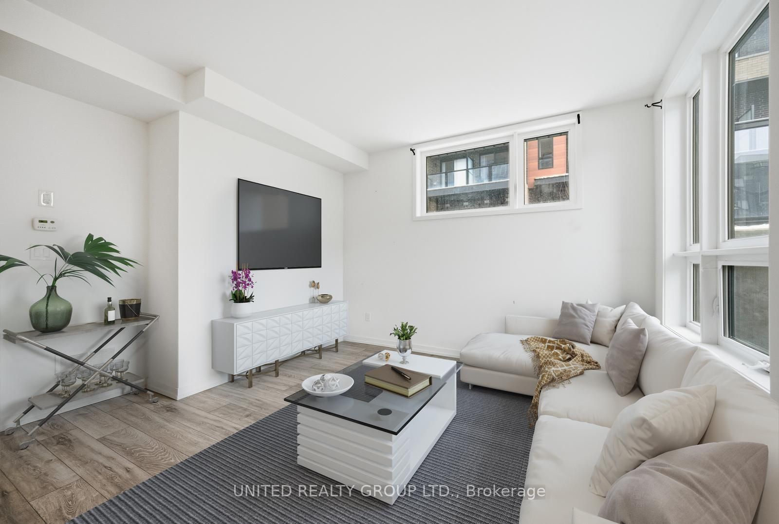 15 Lytham Green Circle 15