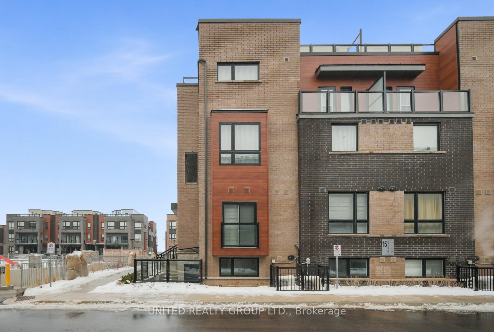 15 Lytham Green Circle 15