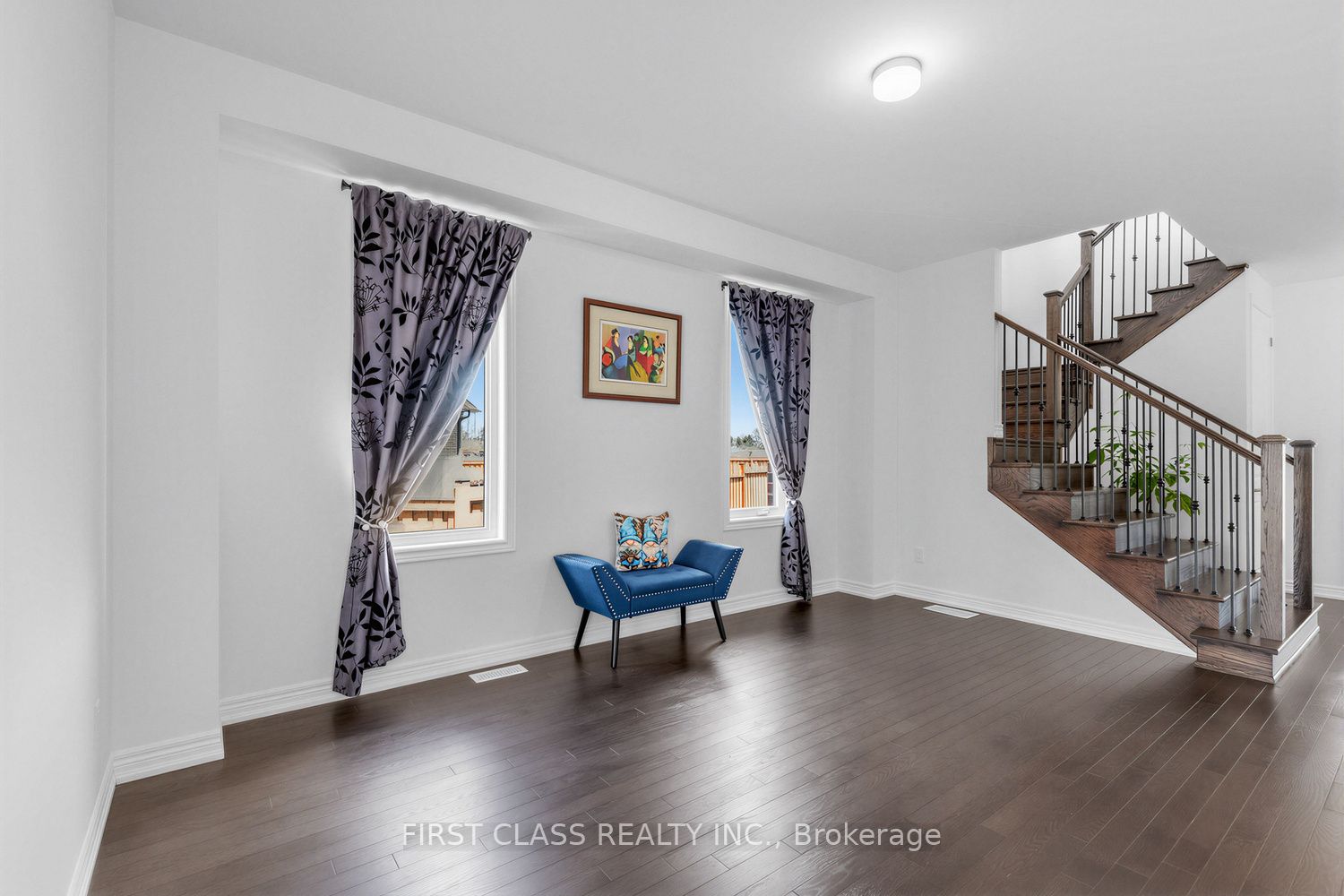 15 Abbey Crescent