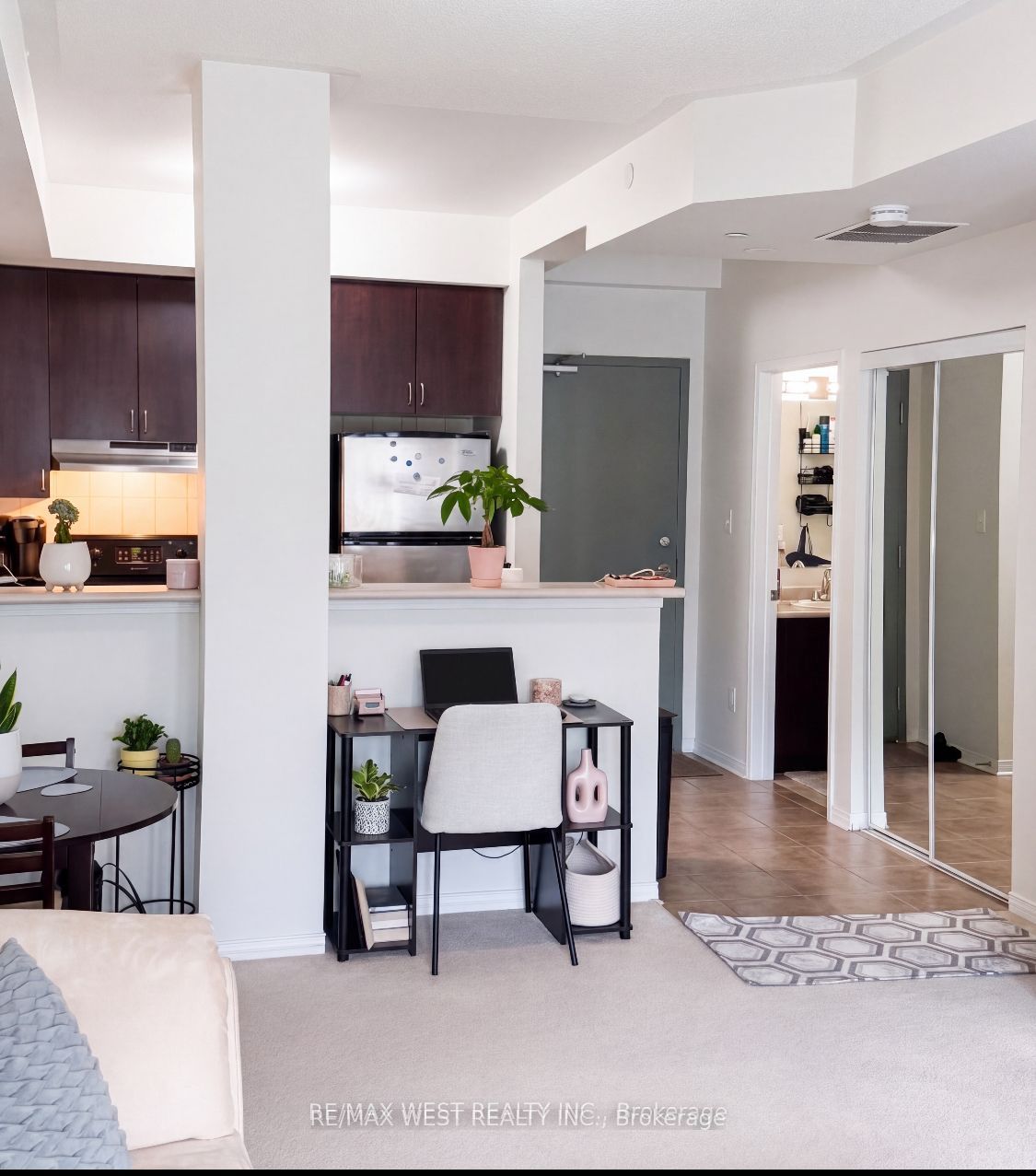 5170 Winston Churchill Boulevard 113