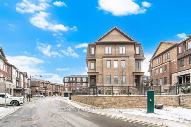 445 Ontario Street 103