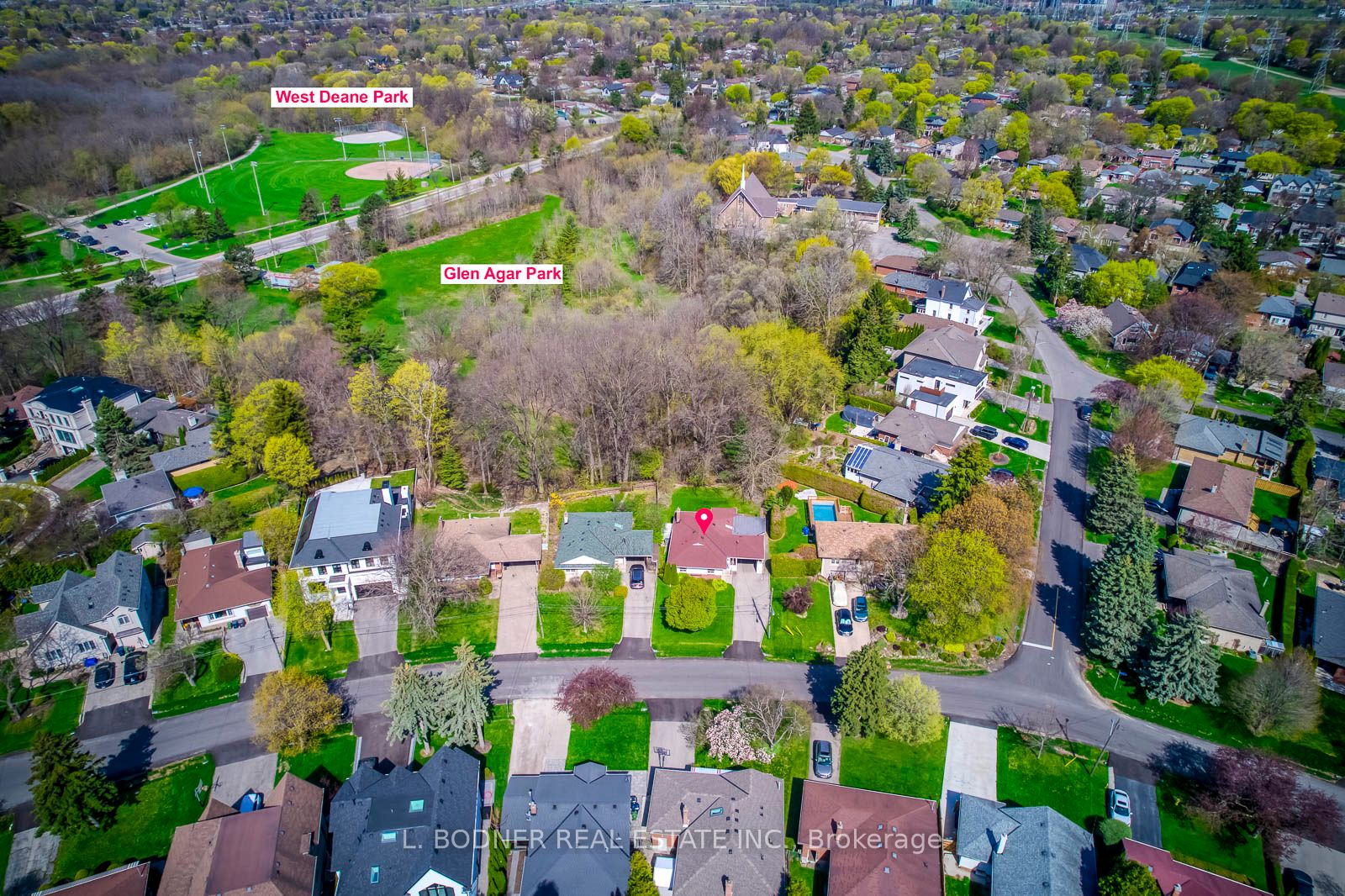 84 Ravenscrest Drive