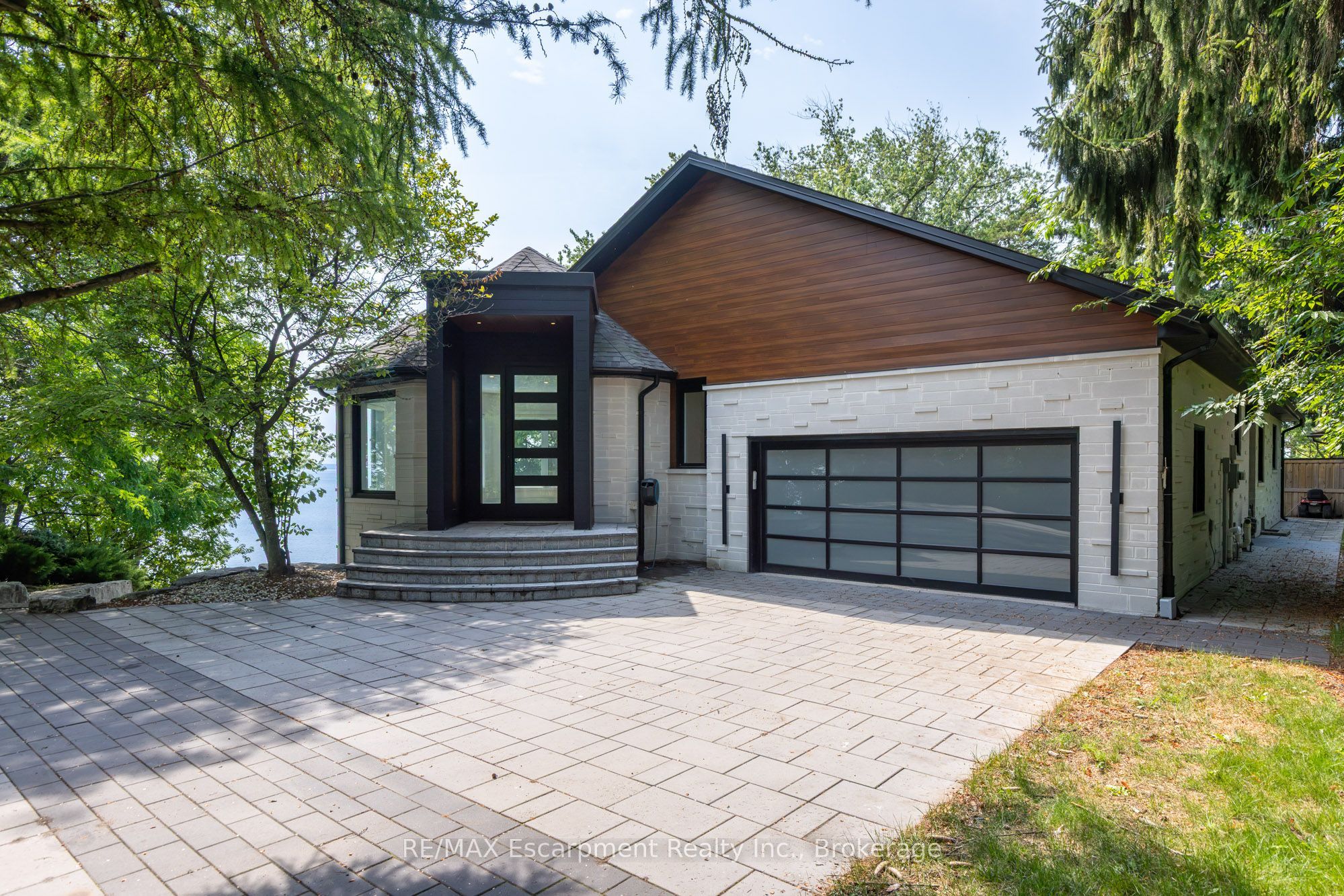 100 Appleby Place