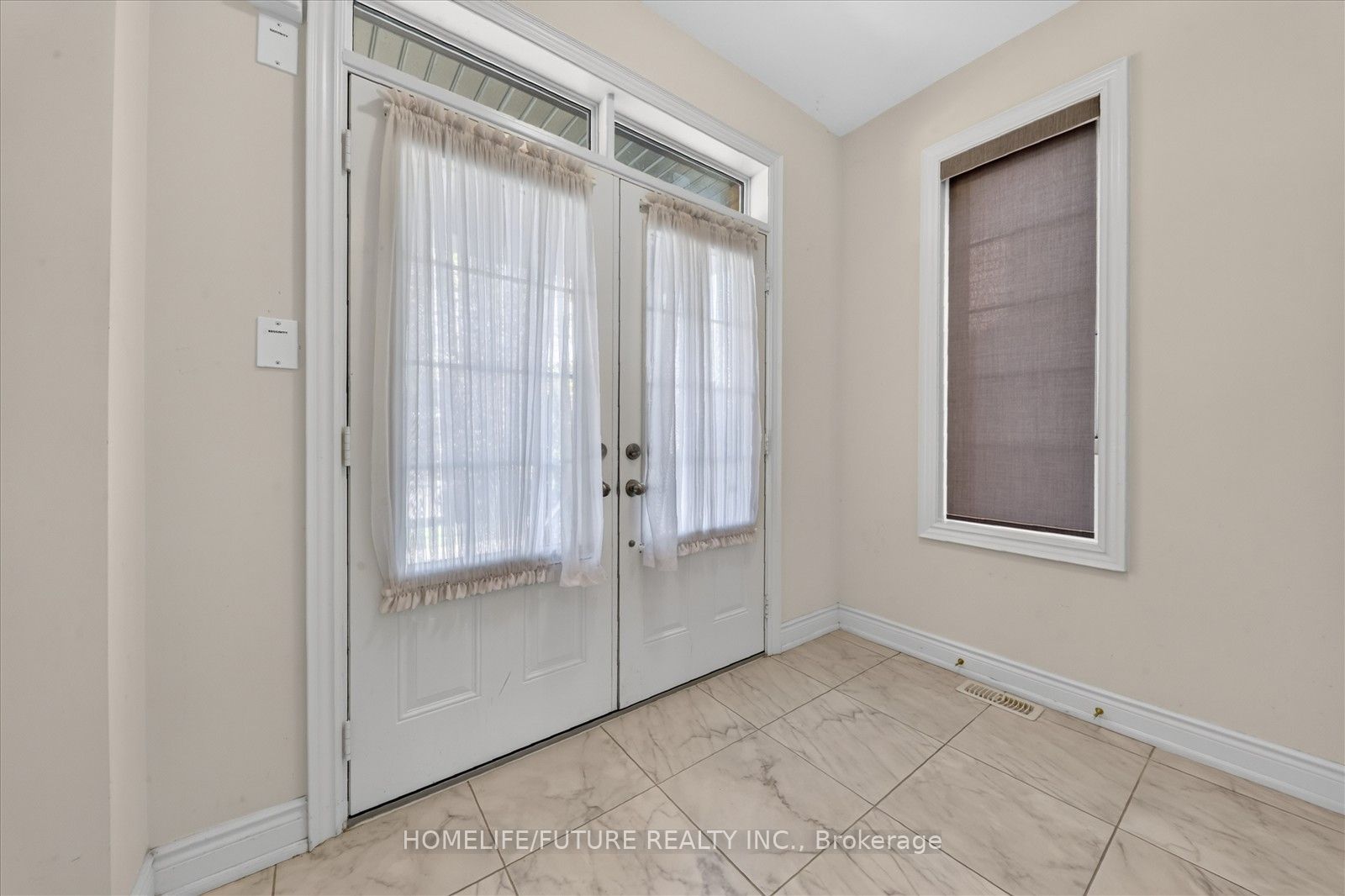 2548 Bandsman Crescent