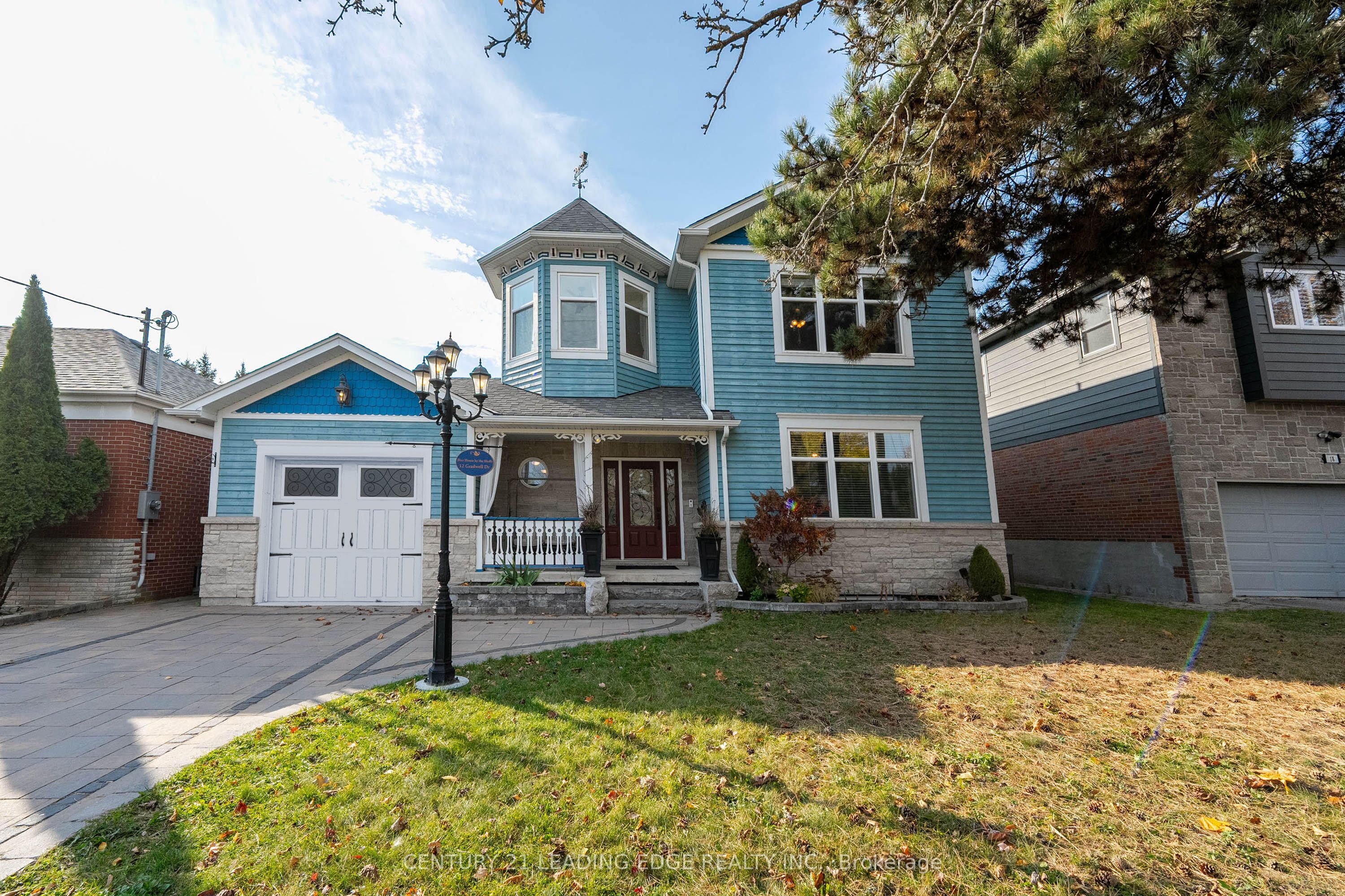 12 Gradwell Drive