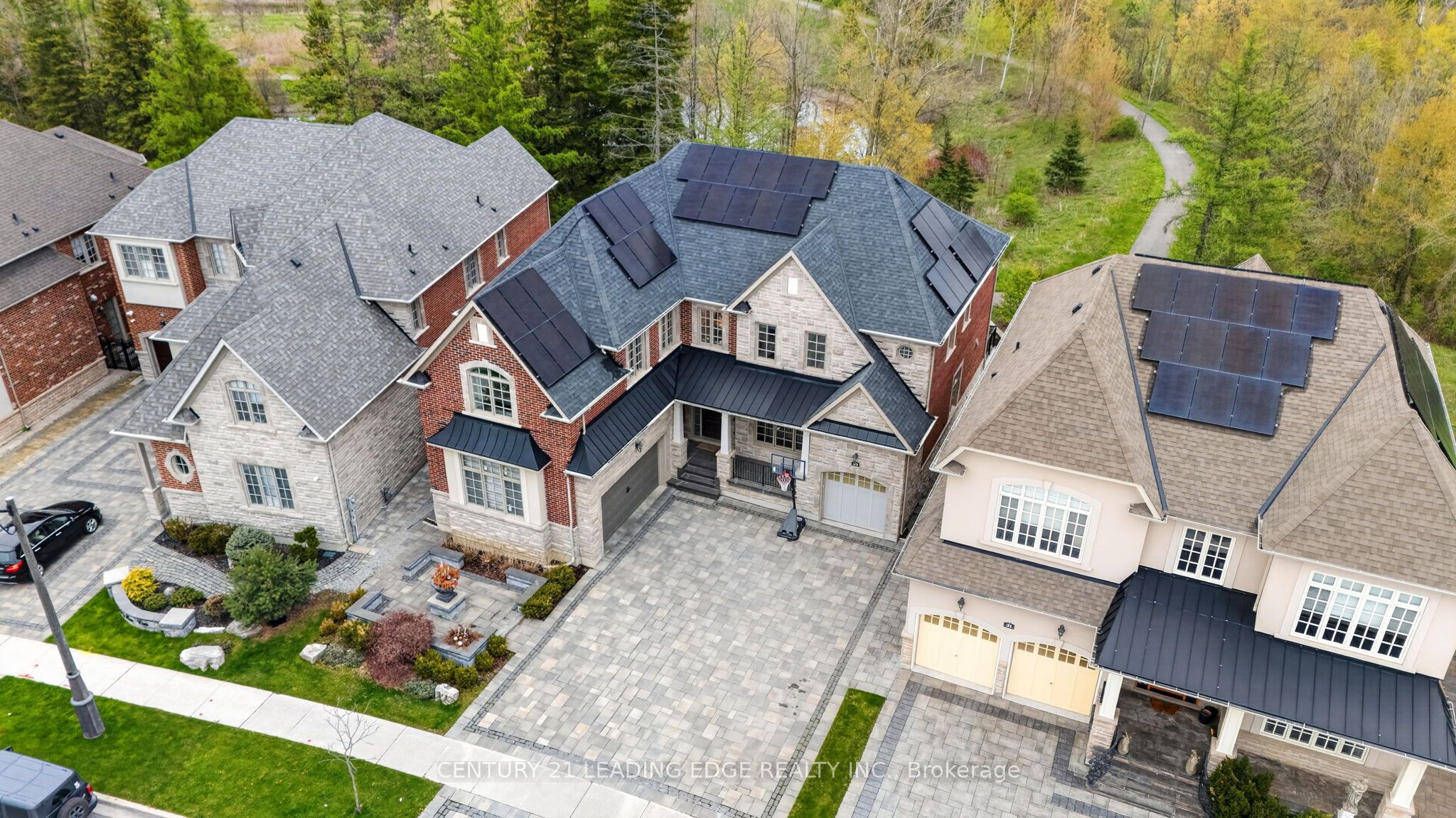 33 Stollery Pond Crescent