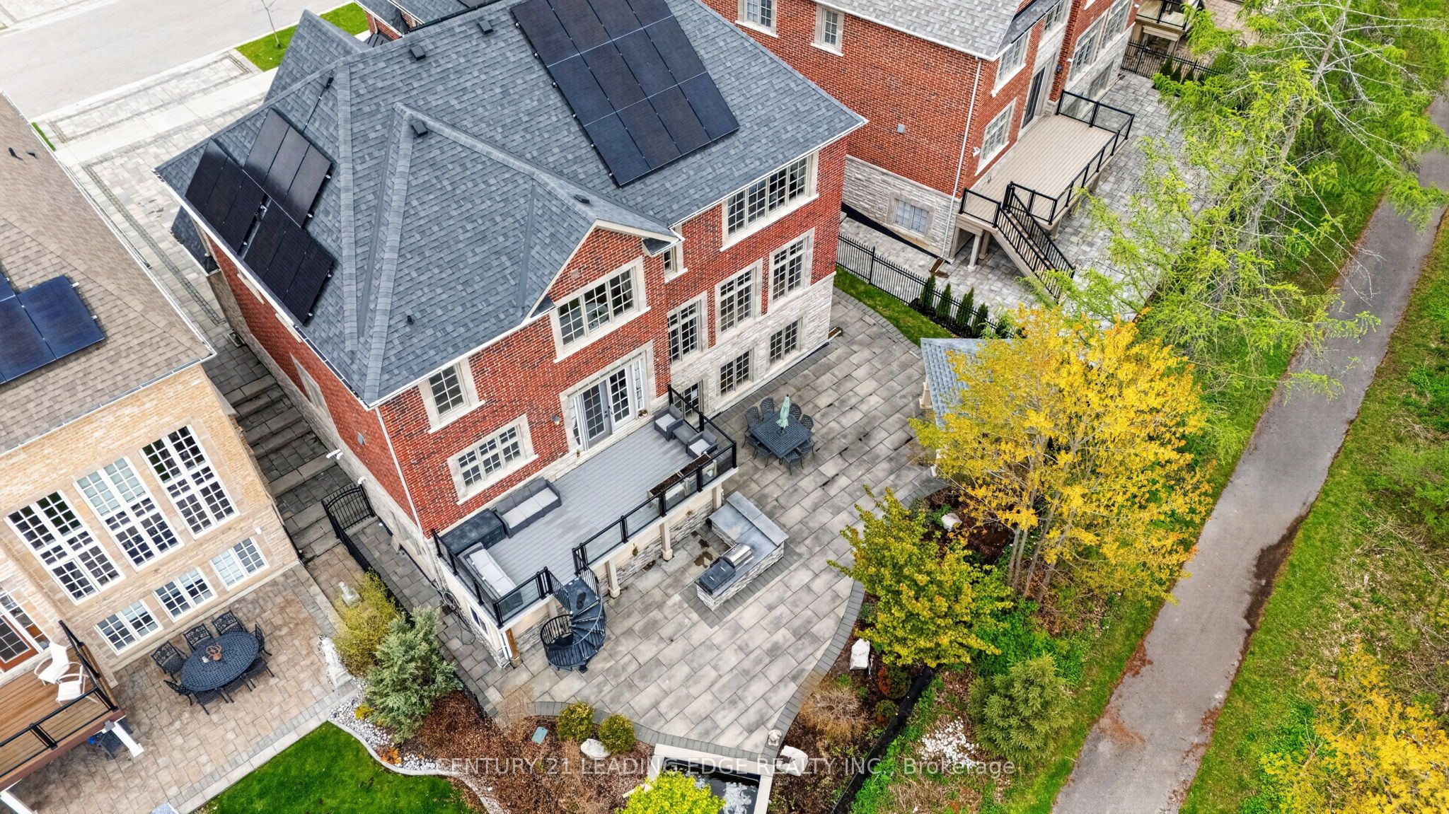 33 Stollery Pond Crescent