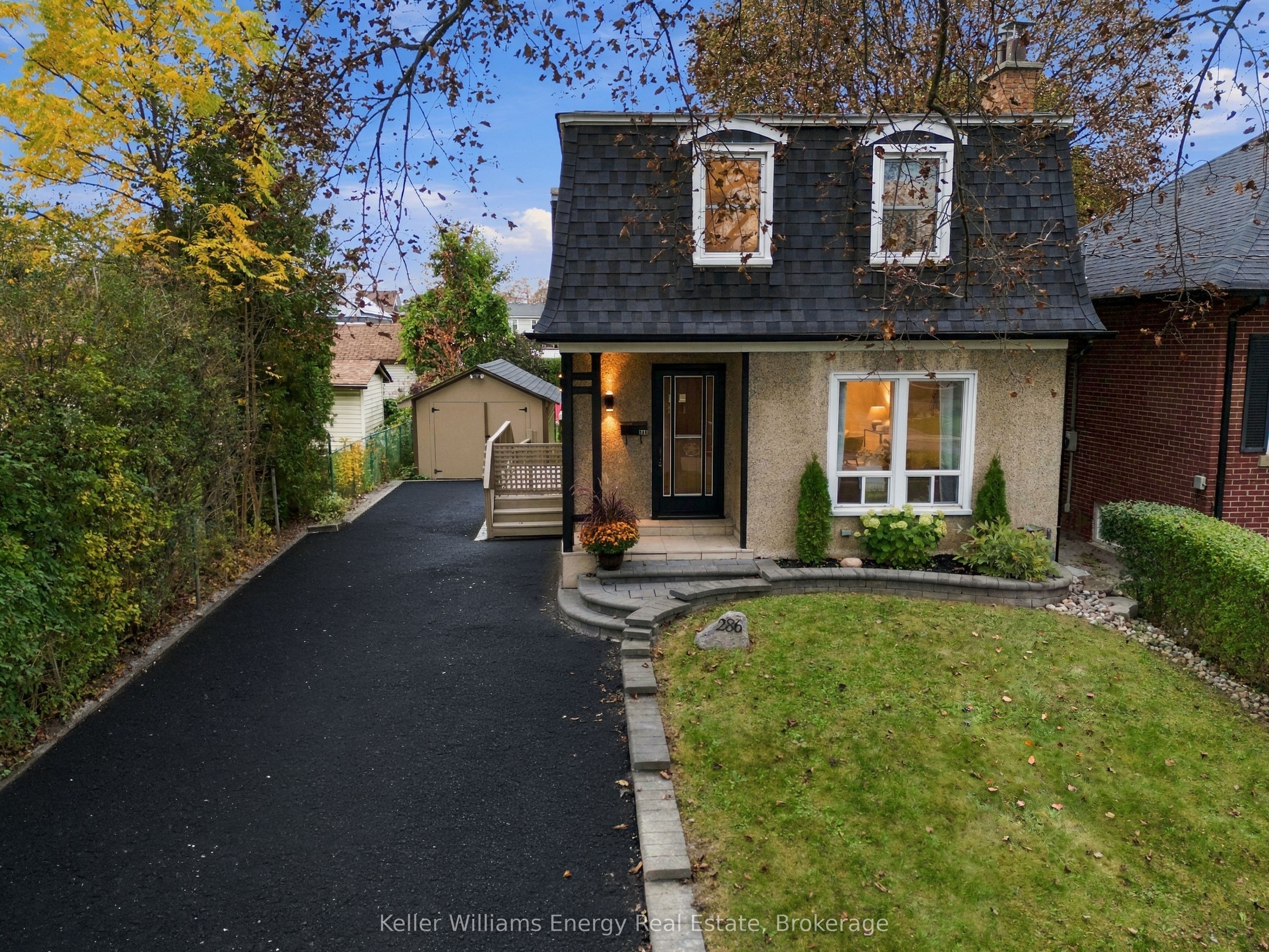 286 Gliddon Avenue