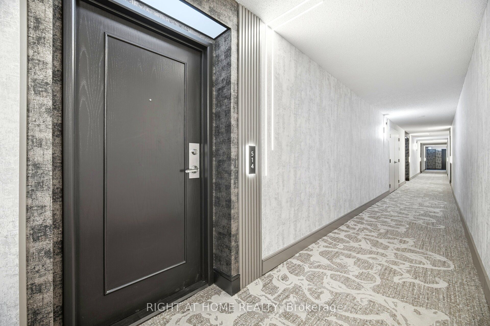 1276 Maple Crossing Boulevard 514