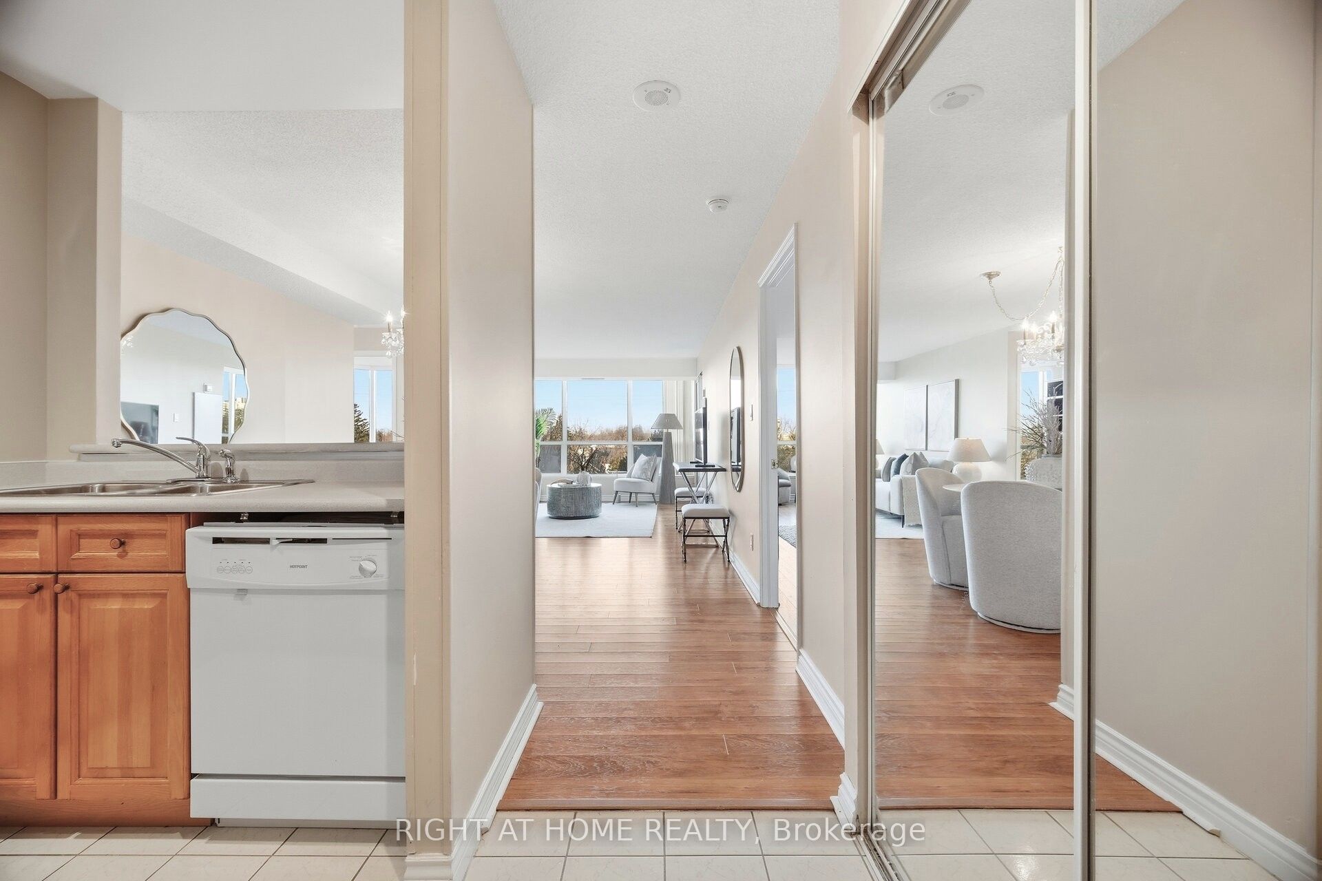 1276 Maple Crossing Boulevard 514